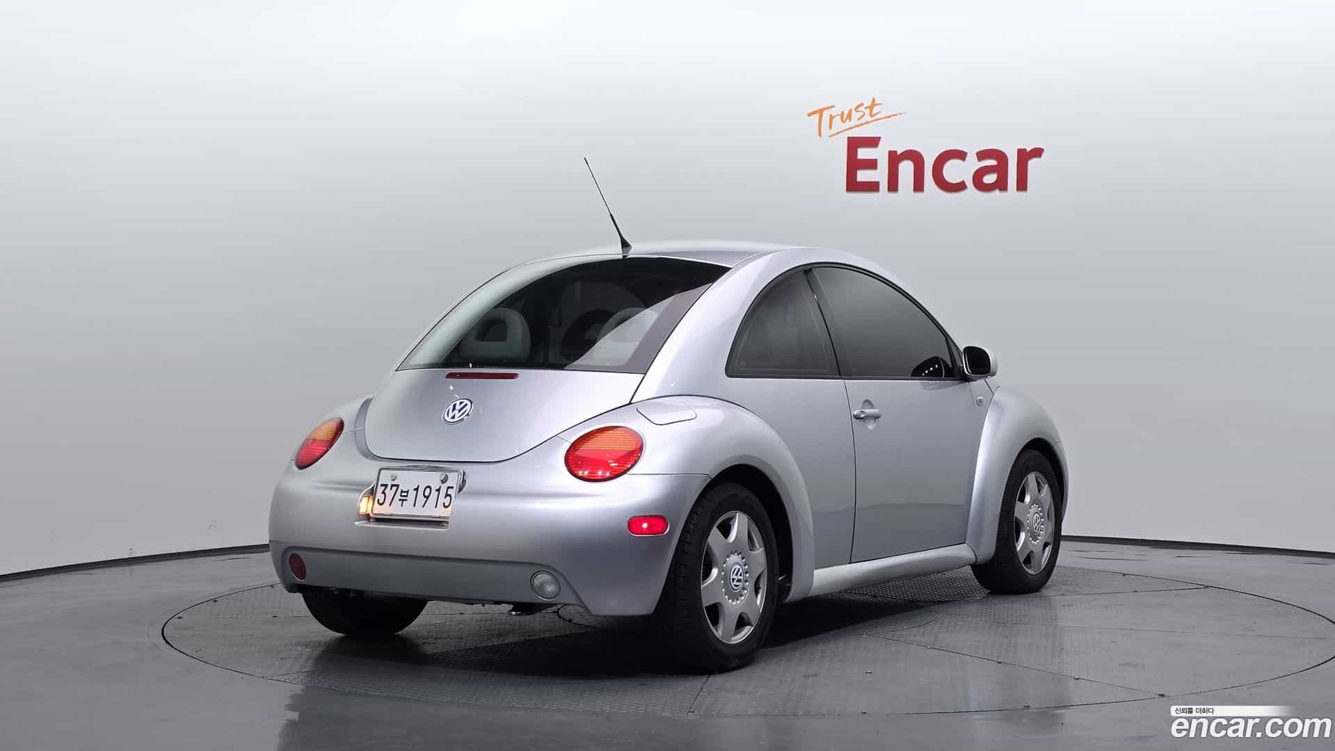 Beatle Volkswagen 2002.4-OUTER-002