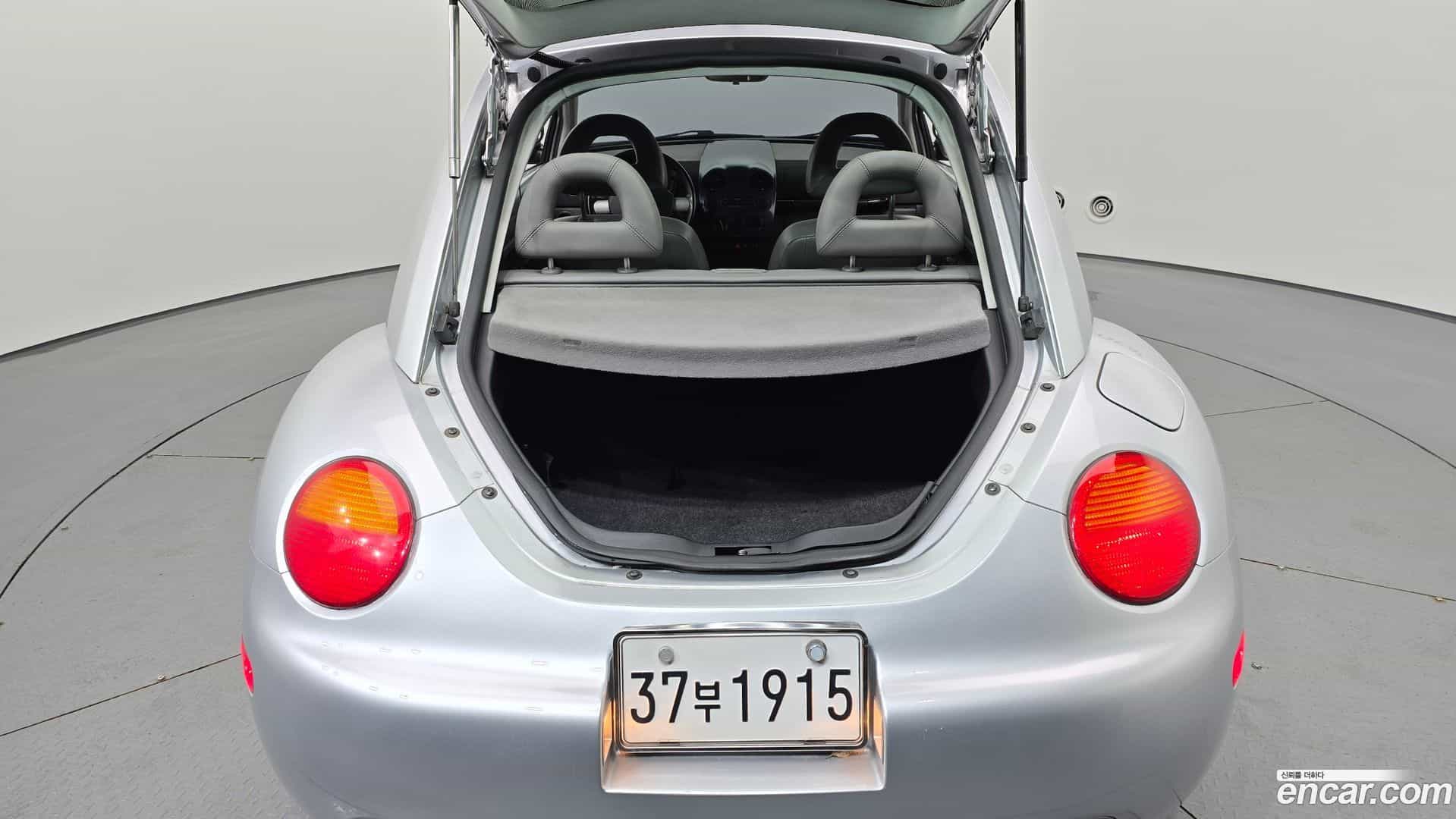 Beatle Volkswagen 2002.4-OPTION-023