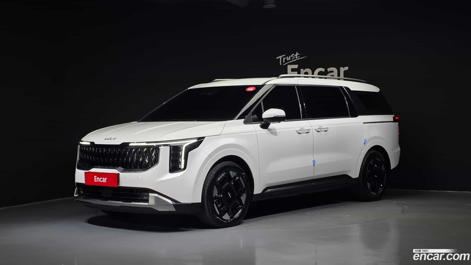 Canival Kia 2024.4-OUTER-001
