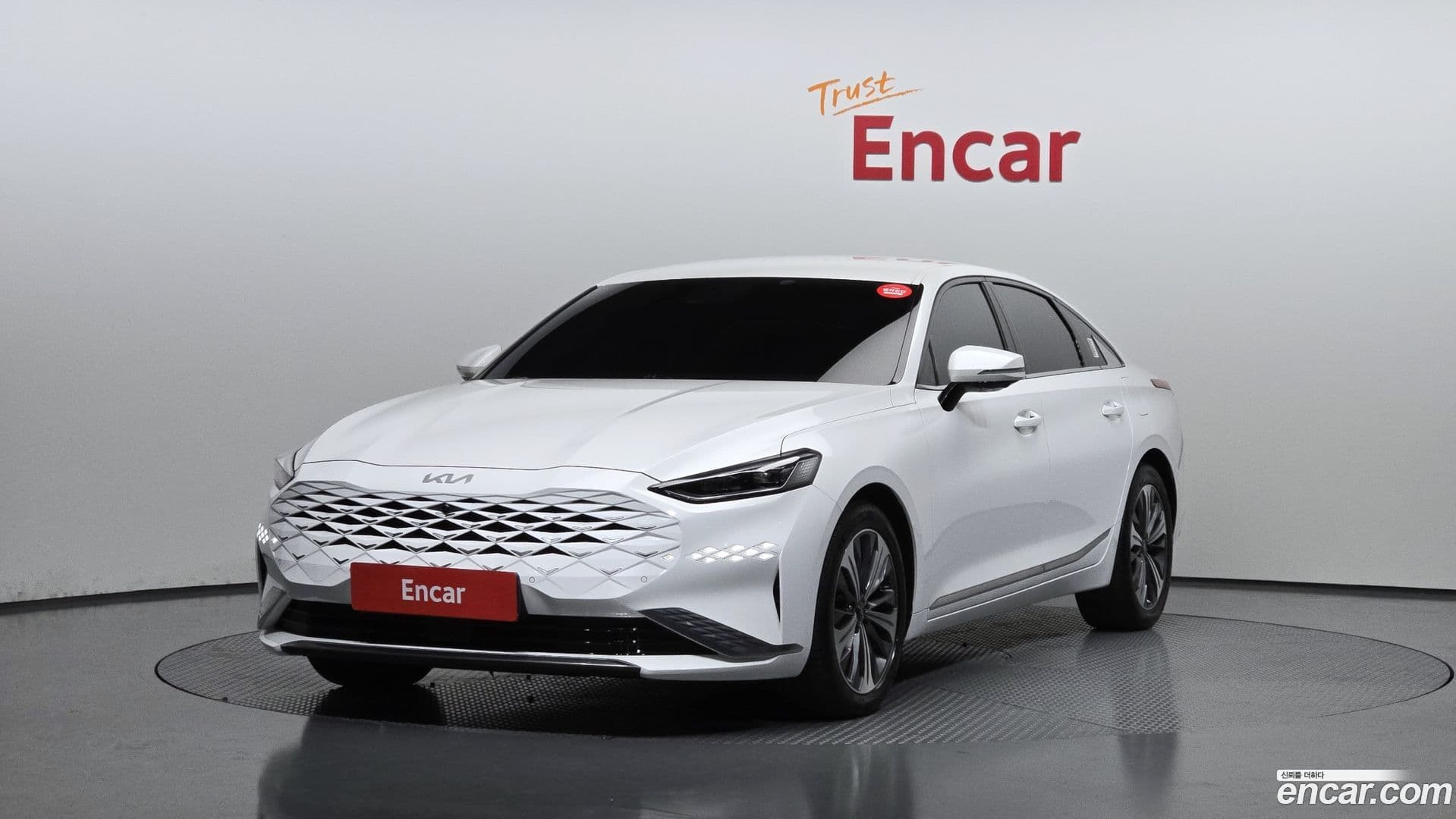 Main__Slider__Photo:K8 Kia 2021.9-0