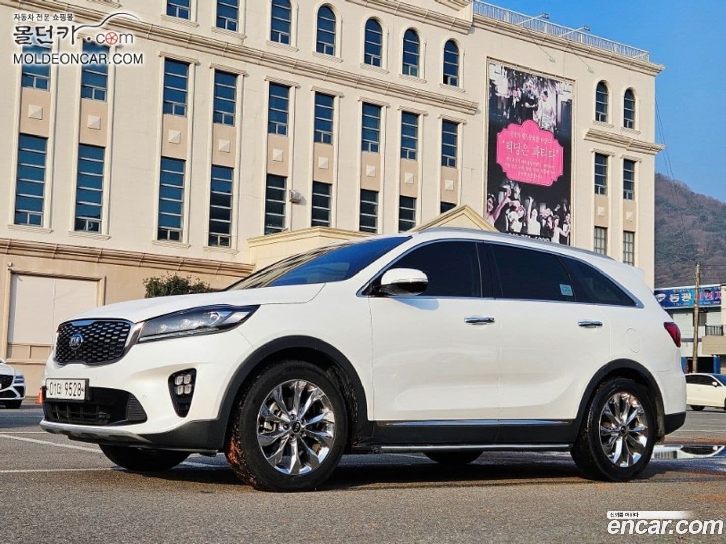 Main__Slider__Photo:Sorento Kia 2017.10-0