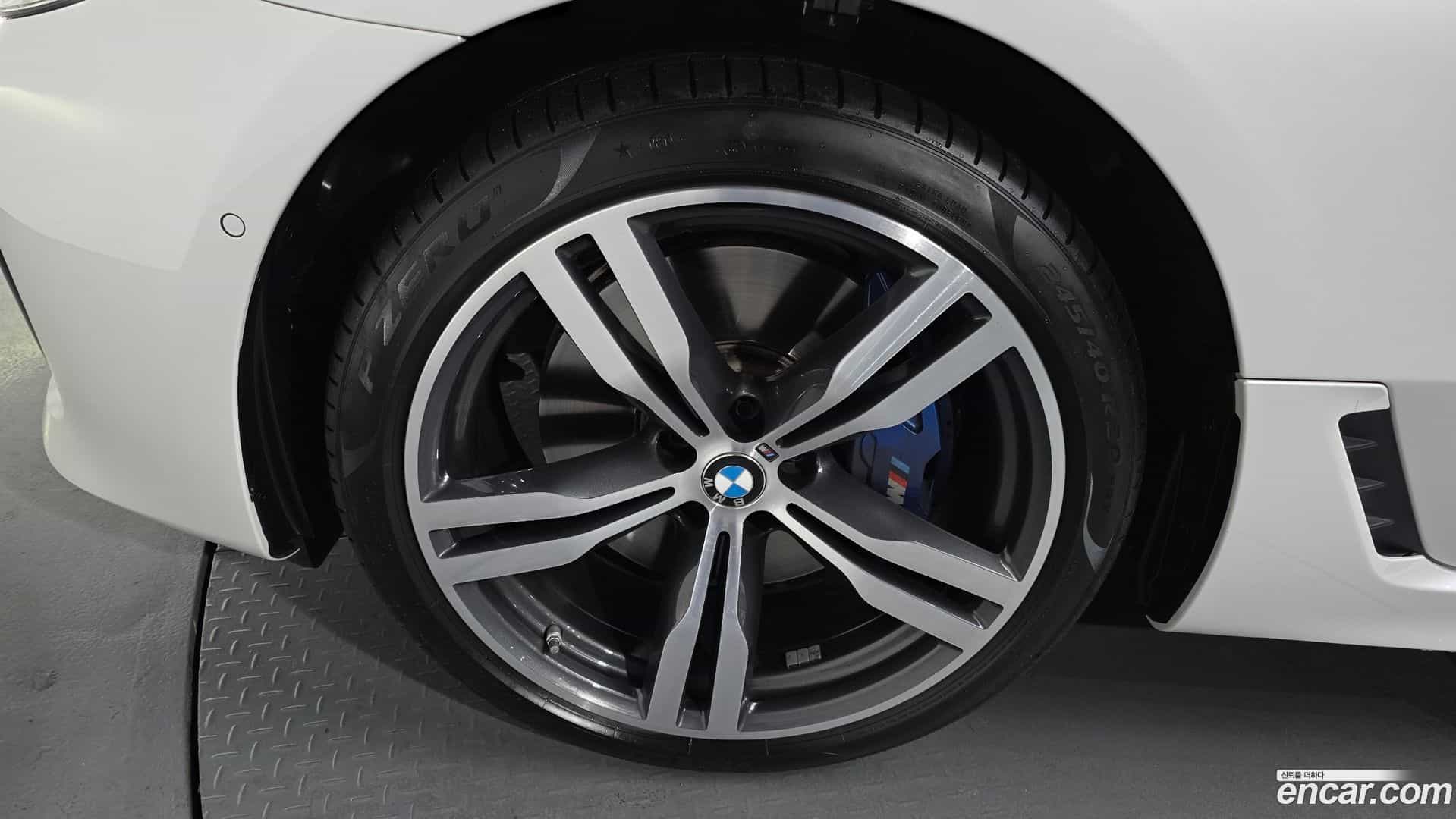 Gran Turismo BMW 2023.6-OUTER-005