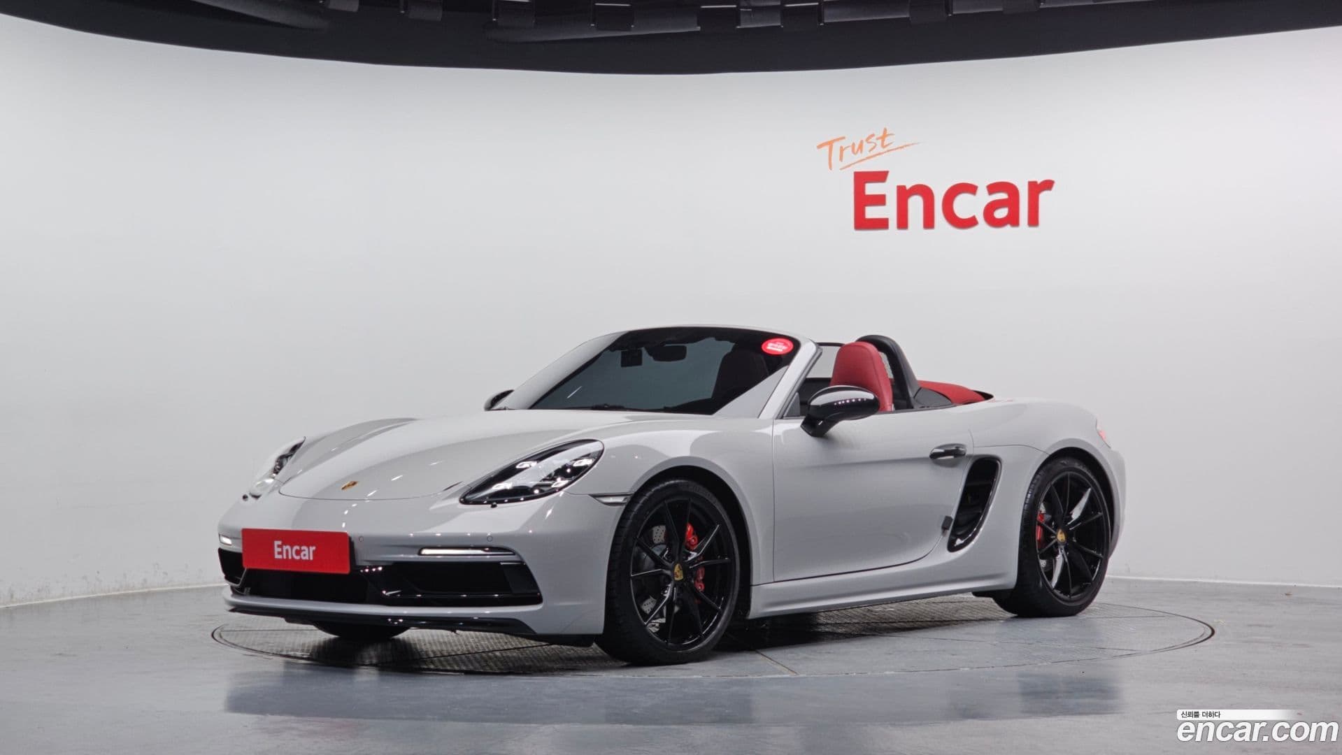 Main__Slider__Photo:718 Porsche 2021.1-0