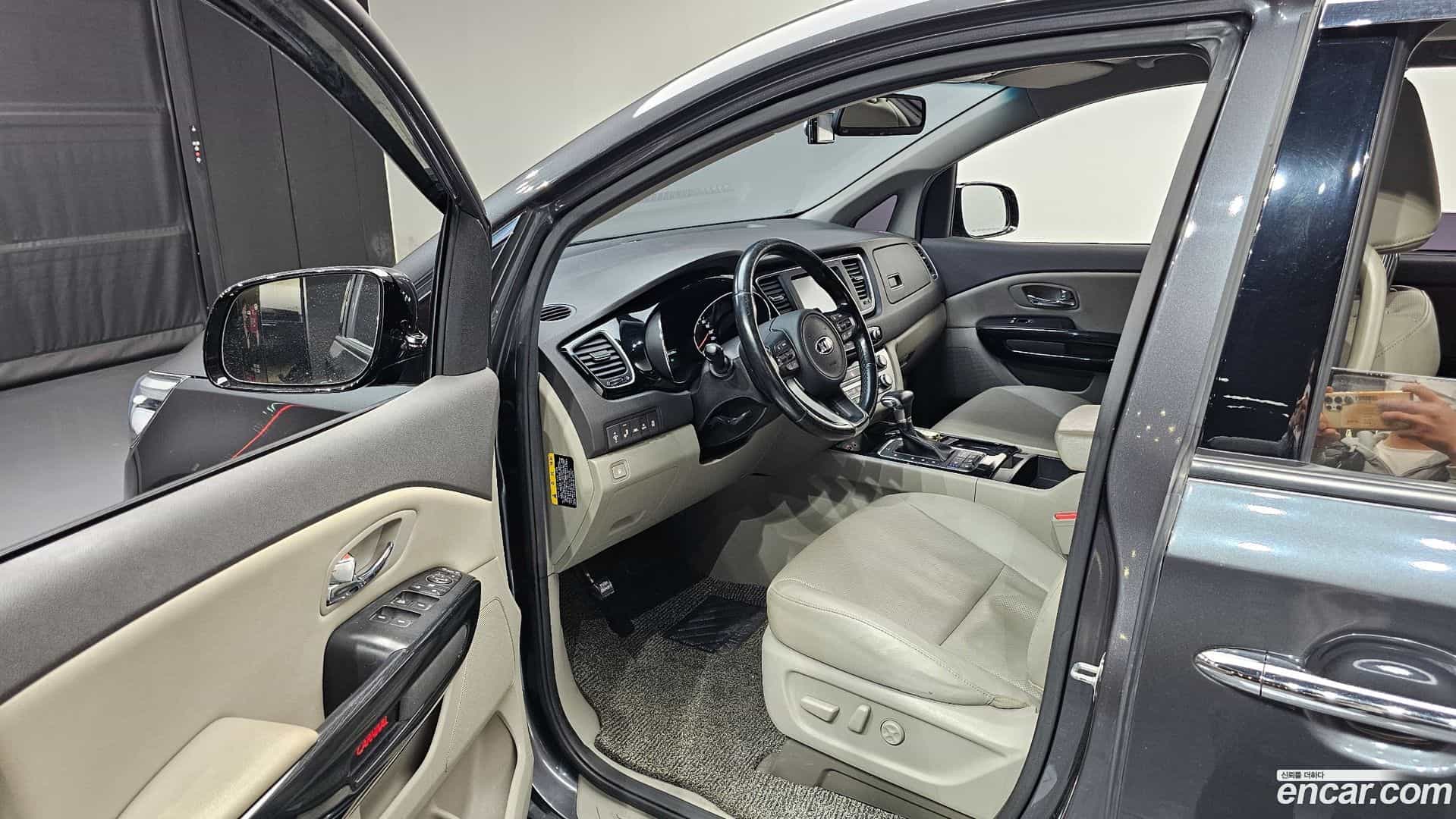 Canival Kia 2017.4-OPTION-015