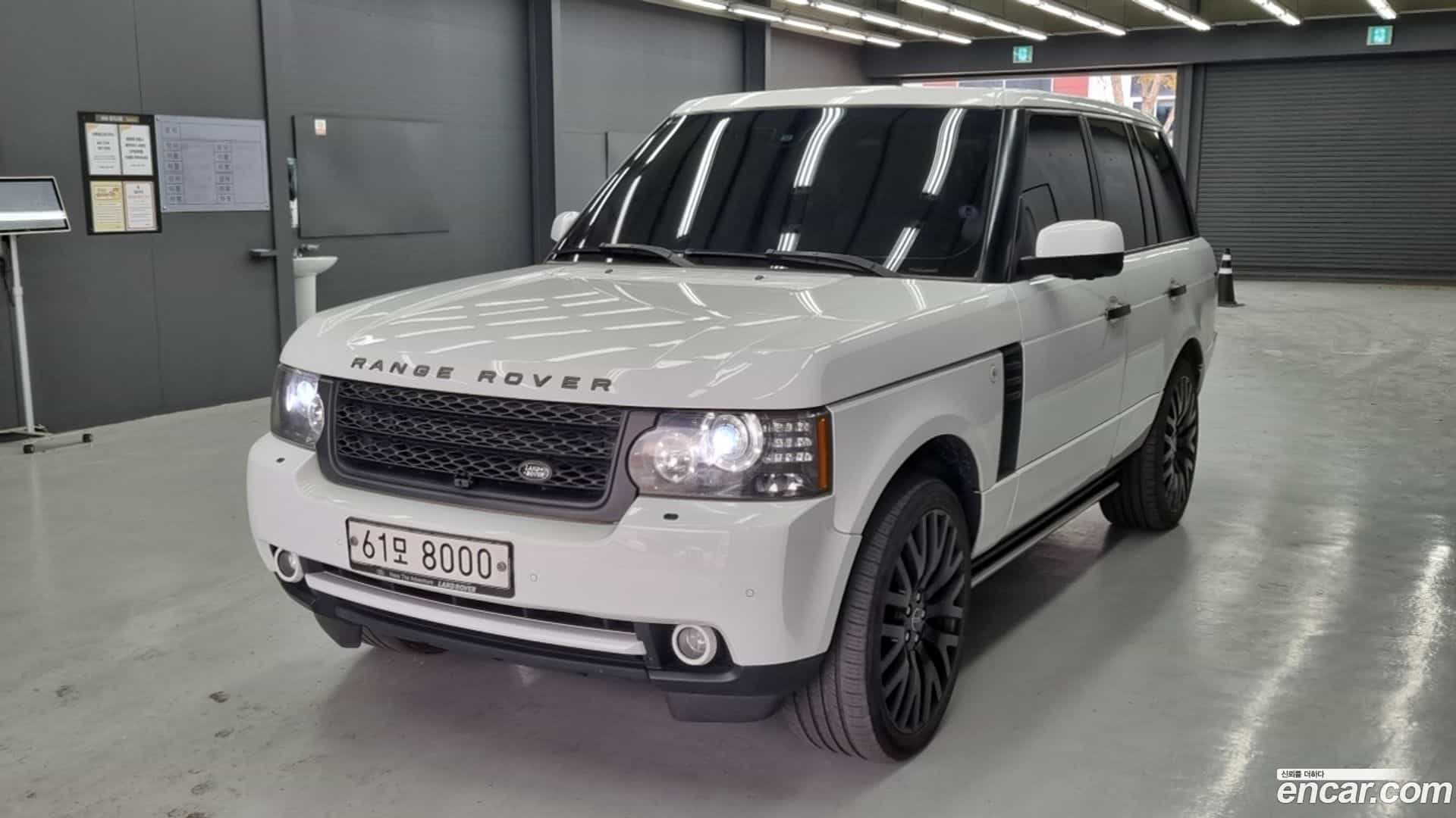 Range Rover Land Rover 2011.3-OUTER-001