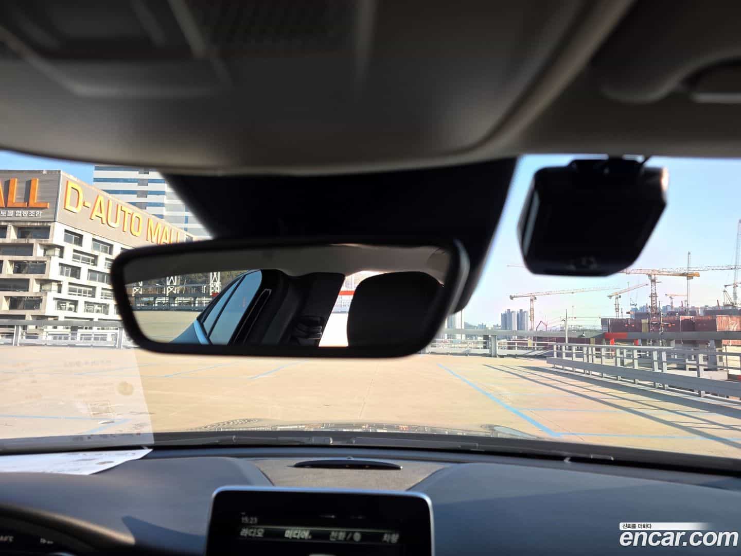 GLA-Class Mercedes-Benz 2019.5-OPTION-021