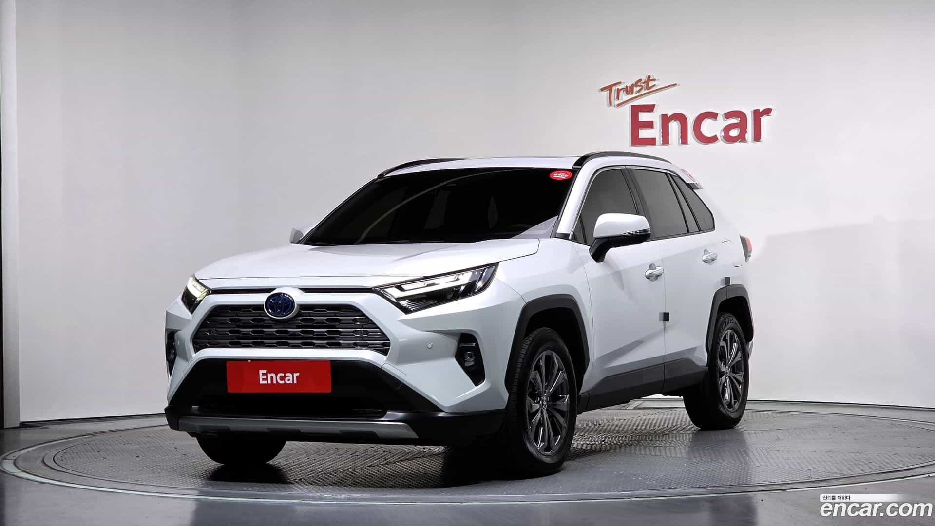 RAV4 Toyota 2023.10-OUTER-001