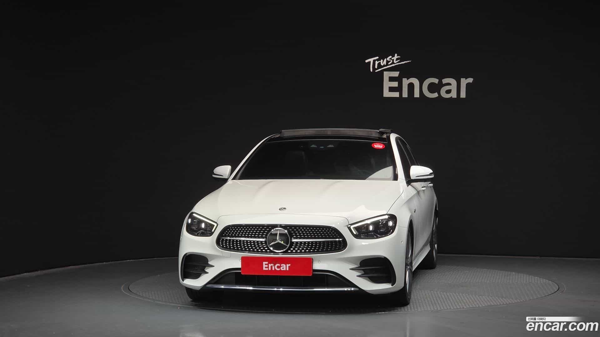 E-Class Mercedes-Benz 2021.0-OUTER-003