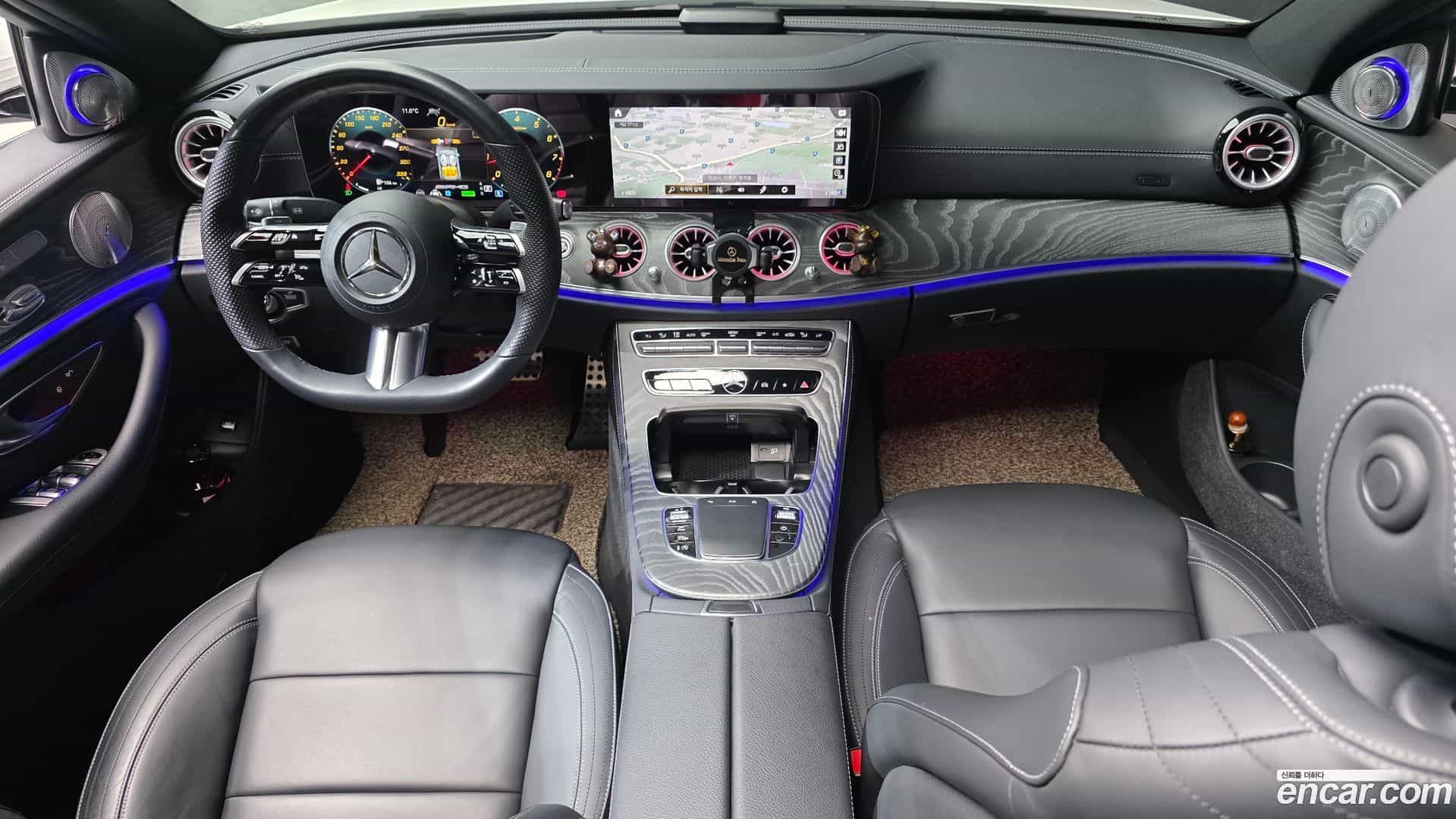 E-Class Mercedes-Benz 2021.0-INNER-007