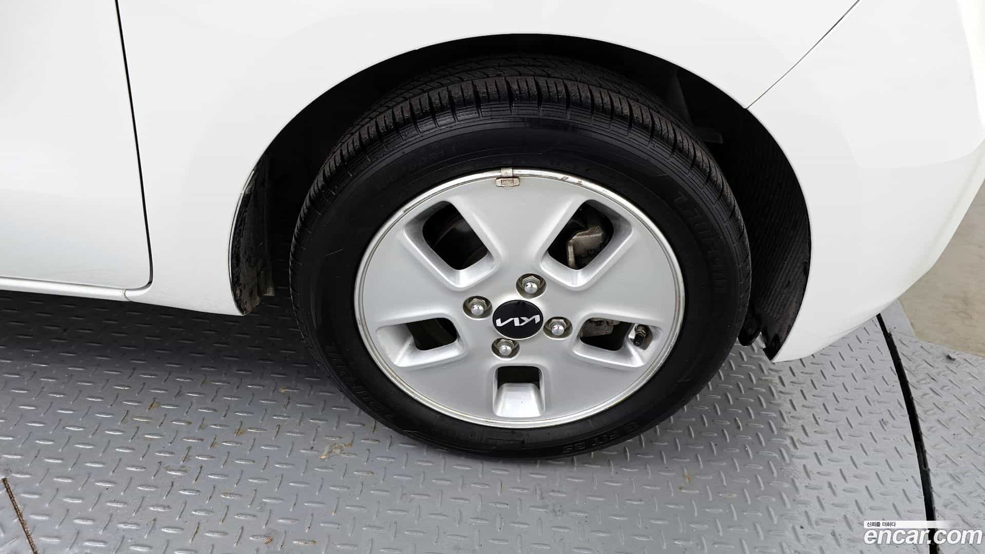RAY Kia 2022.4-OUTER-005