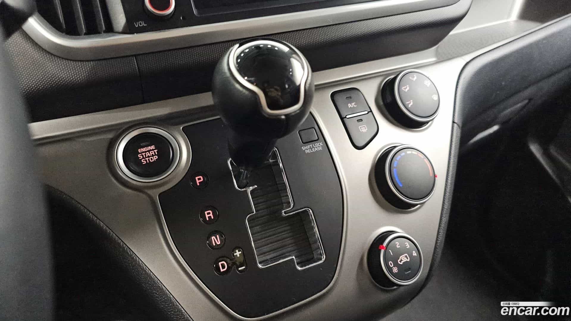 RAY Kia 2022.4-INNER-009