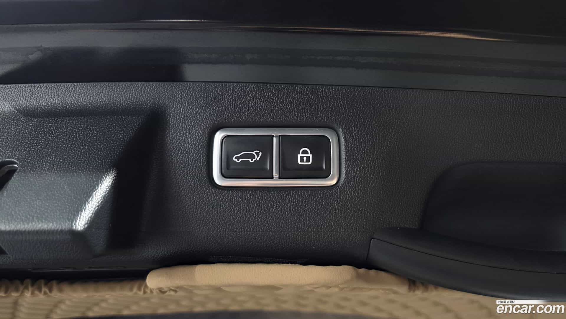 Sorento Kia 2022.8-OPTION-023