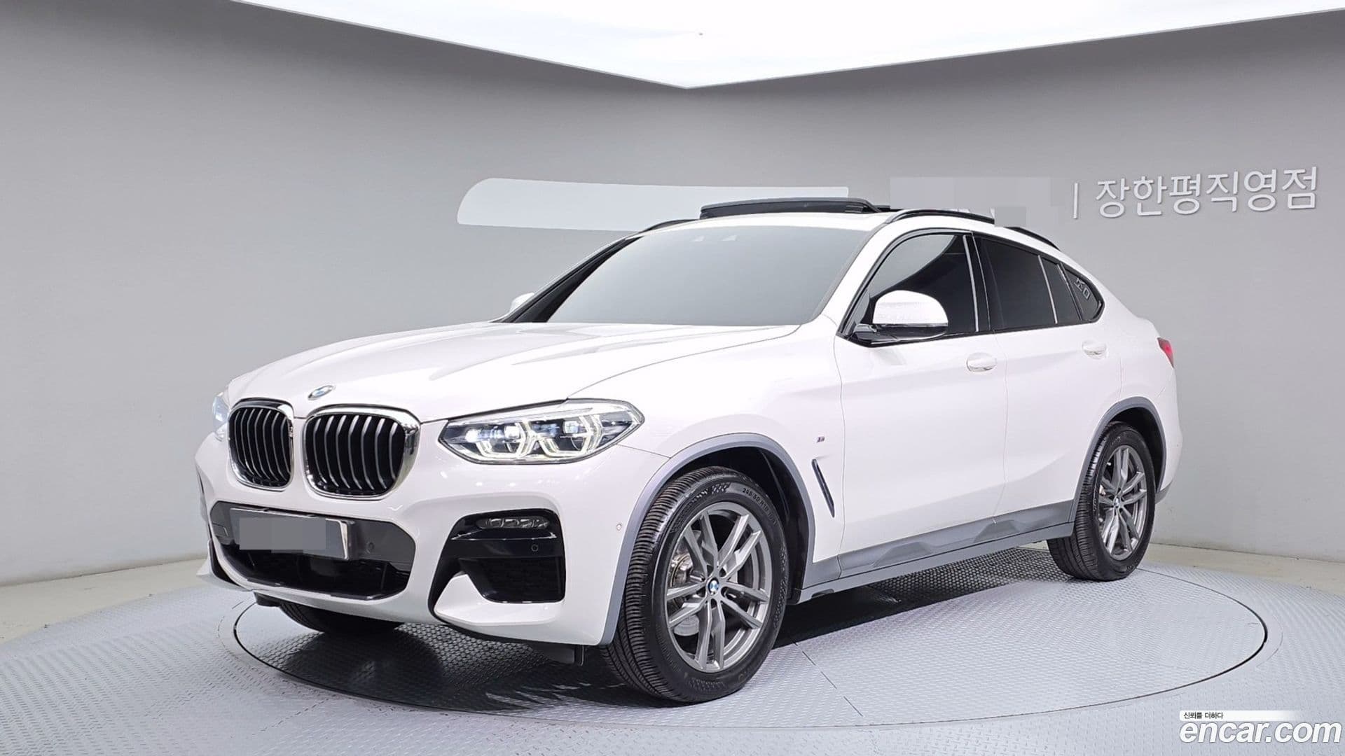 Main__Slider__Photo:X4 BMW 2020.2-0