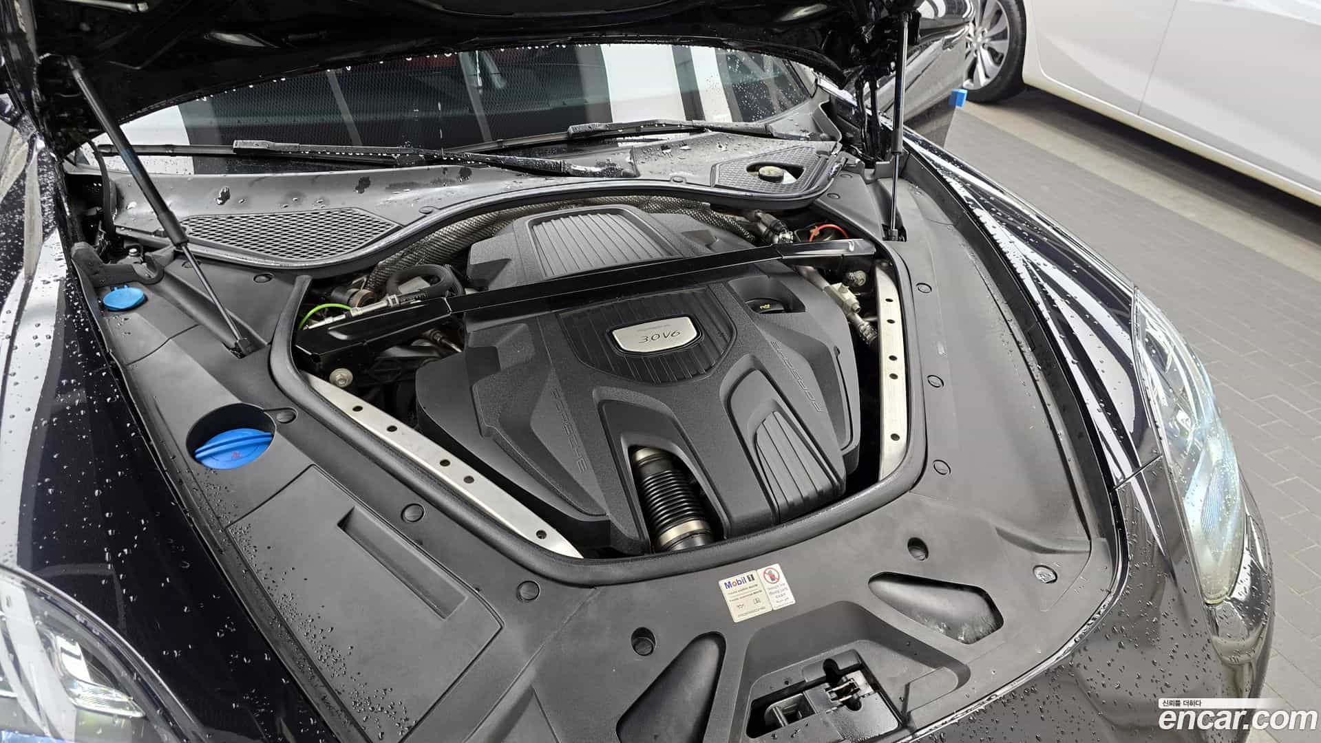 Panamera Porsche 2018.6-INNER-006