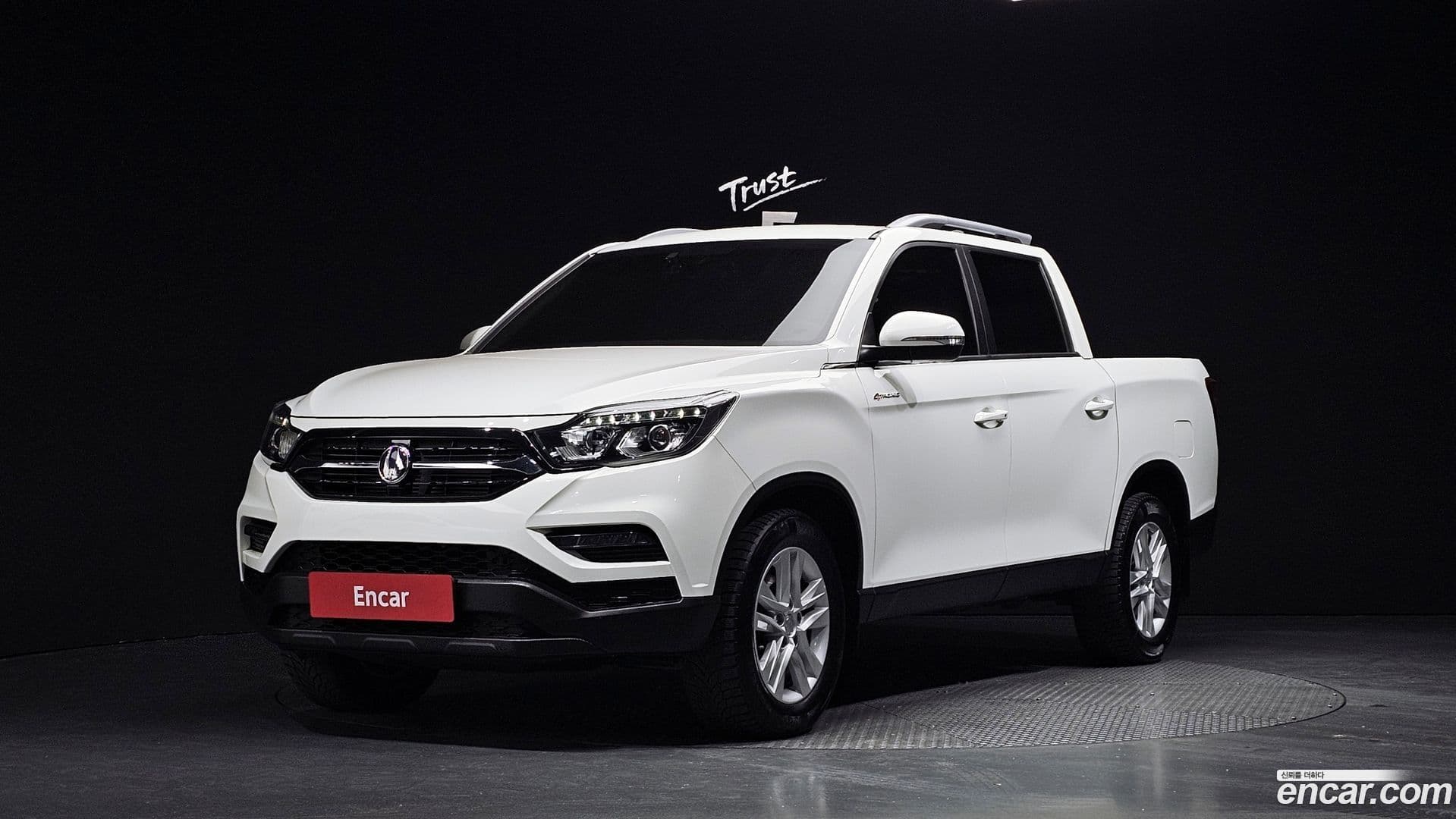 Main__Slider__Photo:Rexton KG Mobility 2020.9-0