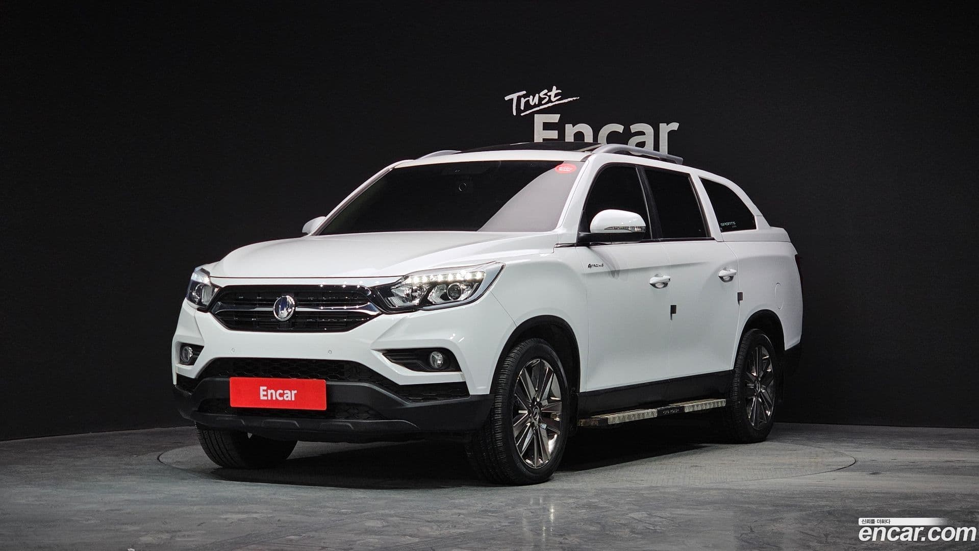 Main__Slider__Photo:Rexton KG Mobility 2019.0-0