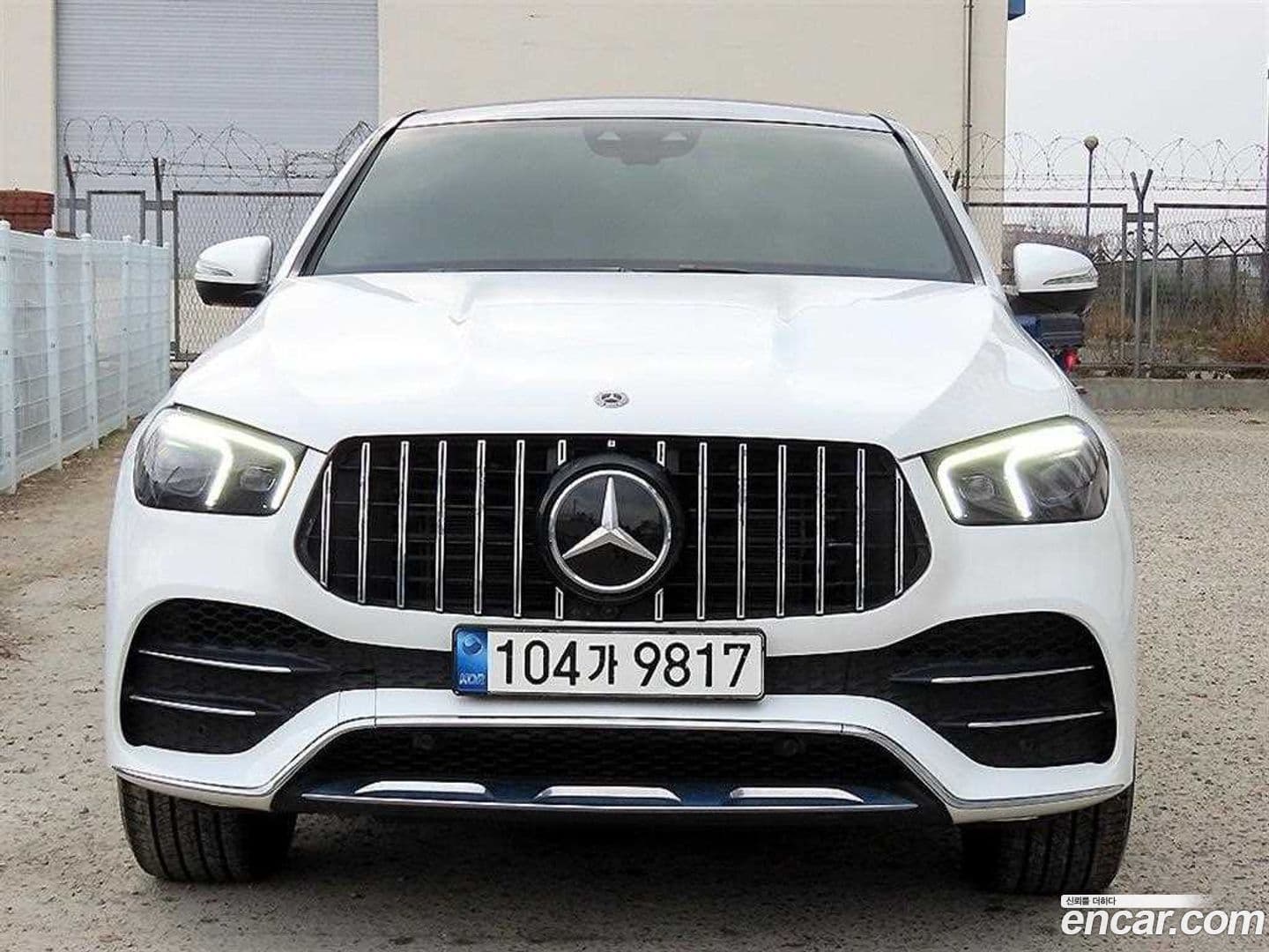 Main__Slider__Photo:GLE-Class Mercedes-Benz 2021.3-0