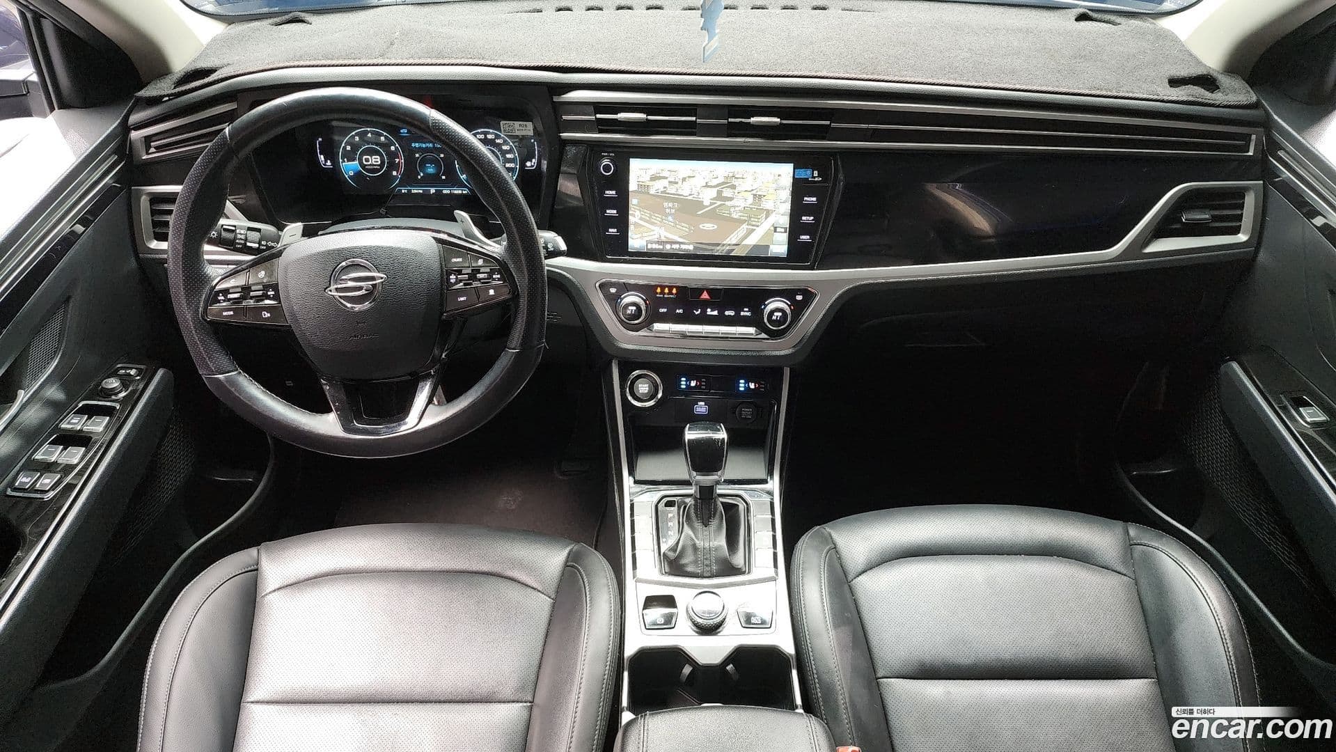Main__Slider__Photo:KORANDO KG Mobility 2020.8-6