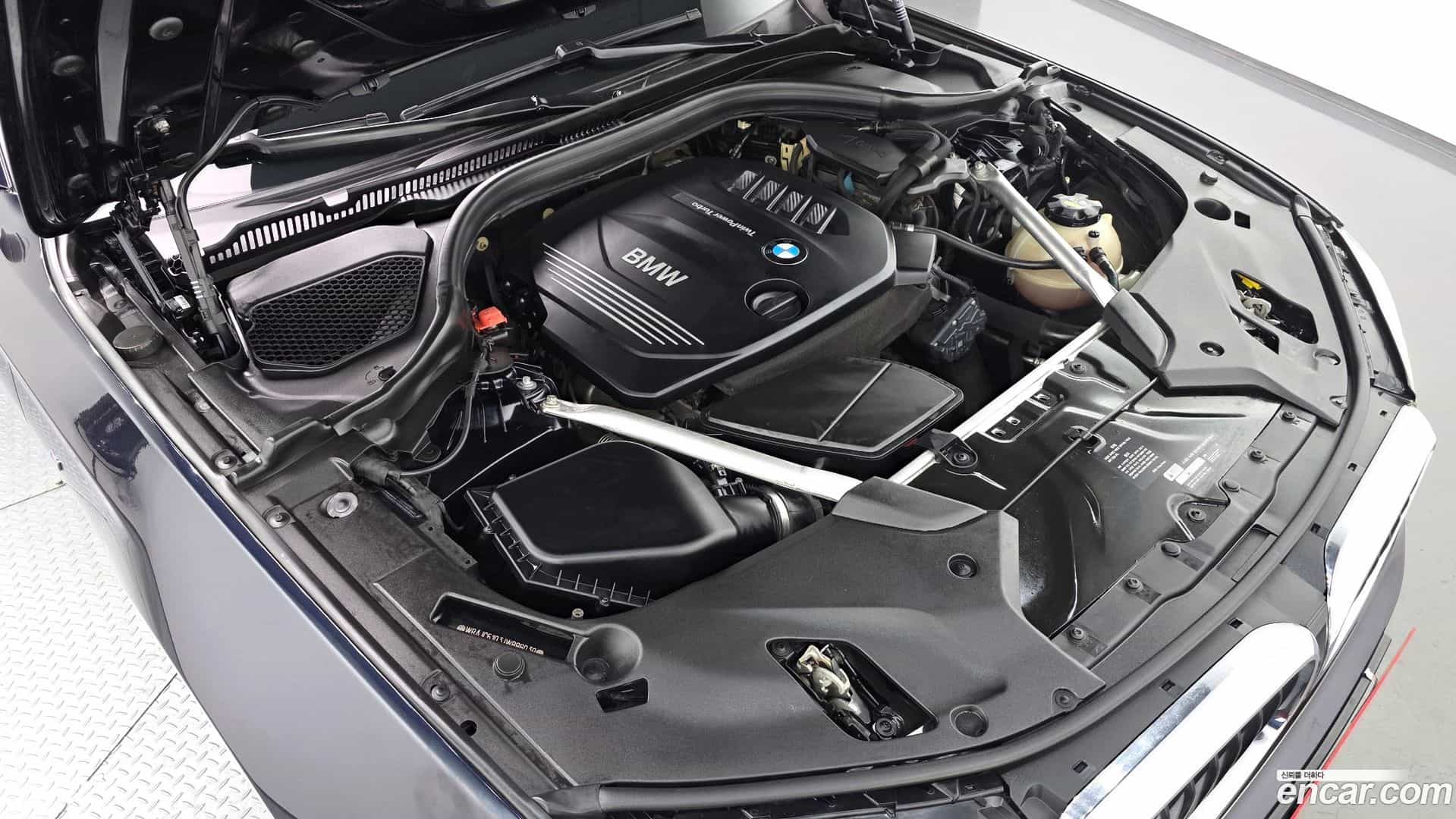 5-Series BMW 2018.0-INNER-006