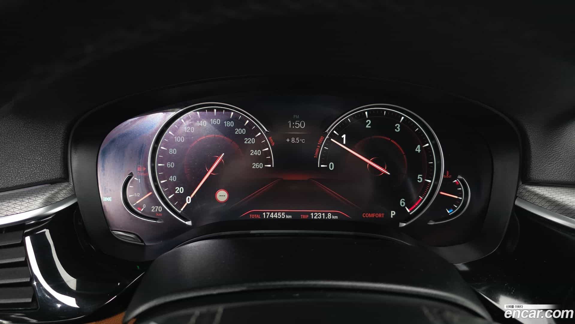 5-Series BMW 2018.0-INNER-008