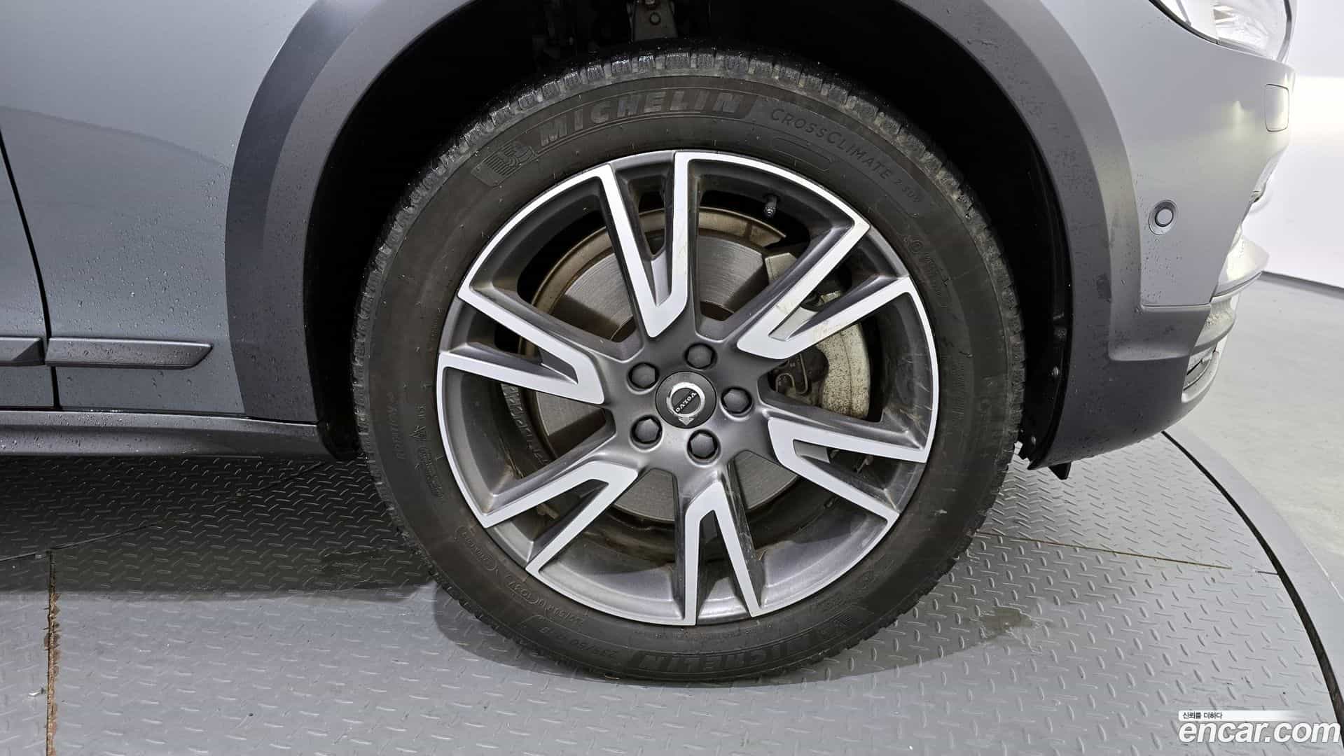 V90 Volvo 2018.5-OUTER-005