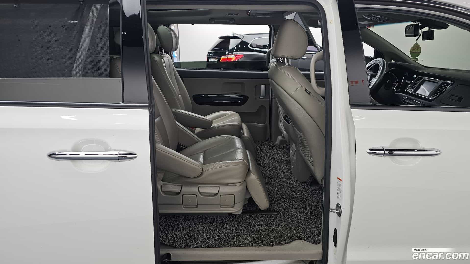 Canival Kia 2015.5-OPTION-016