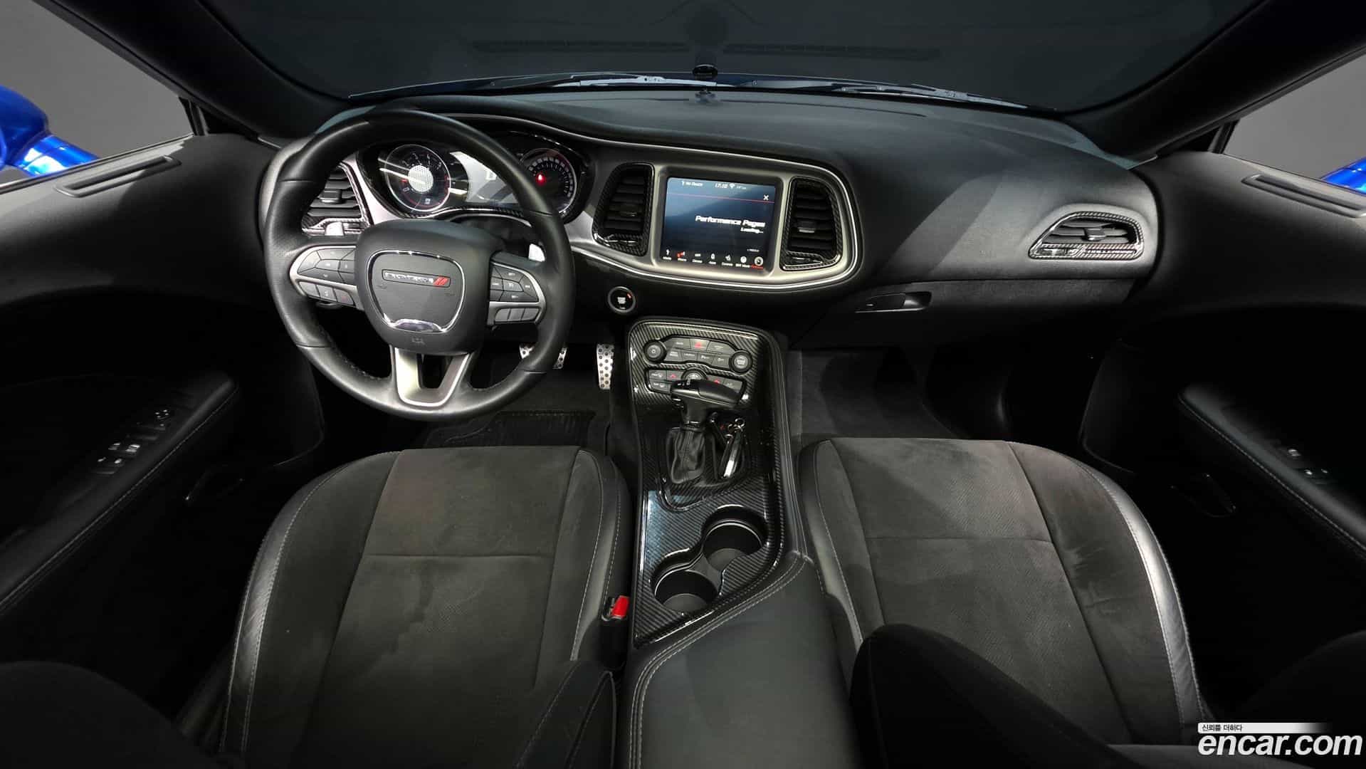 Challenger Dodge 2019.11-INNER-007