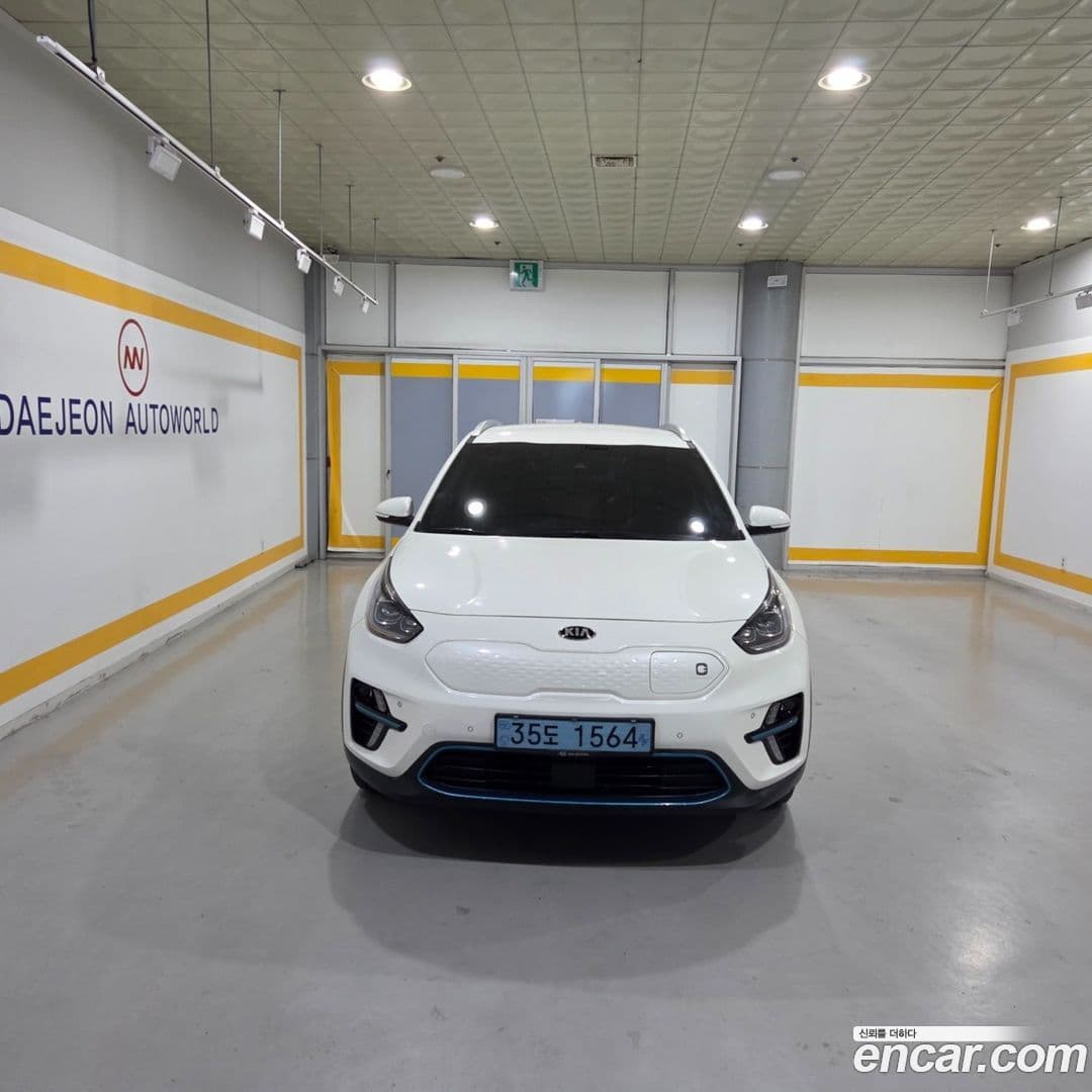 Main__Slider__Photo:Niro Kia 2021.2-0