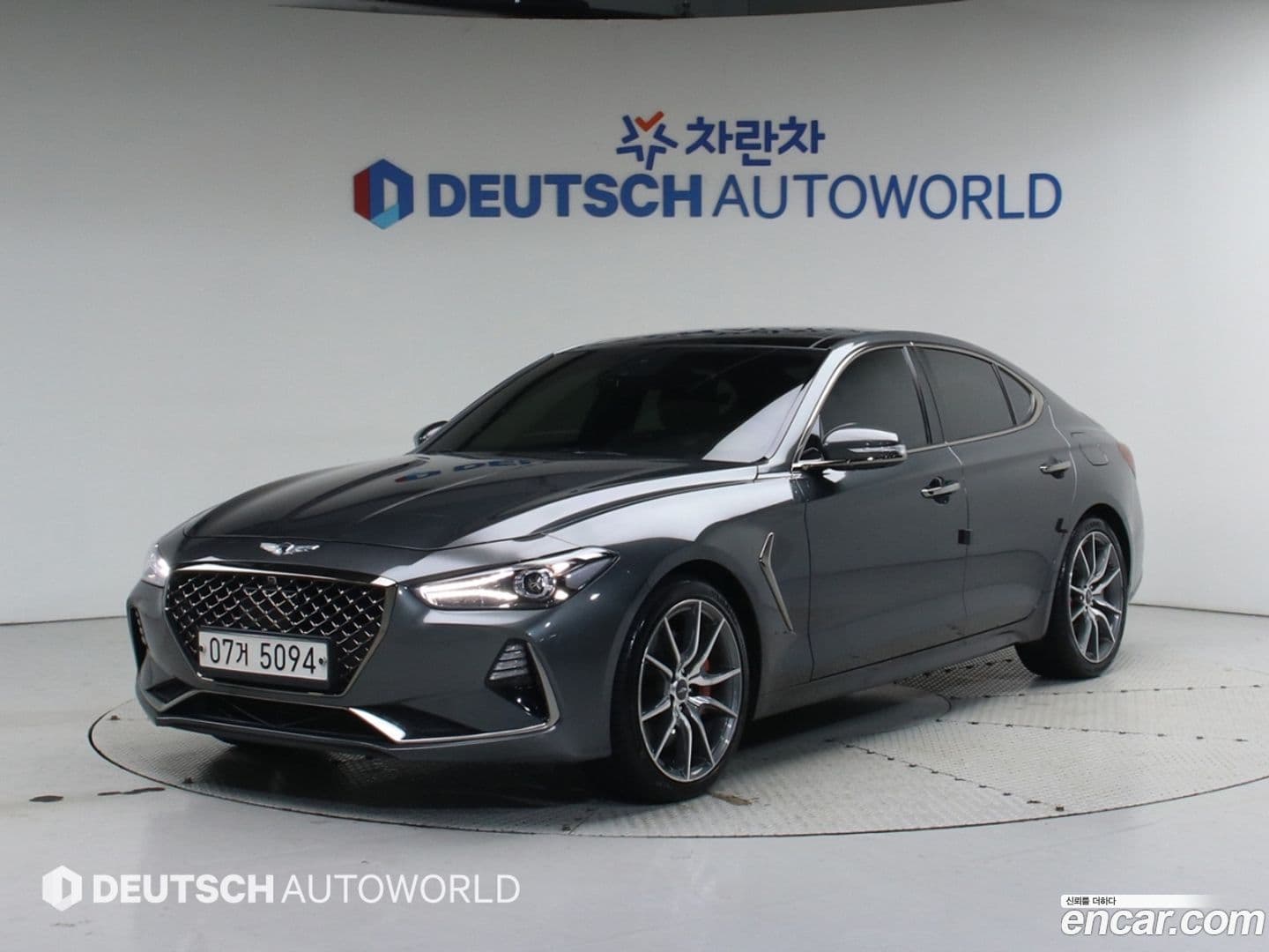 Main__Slider__Photo:G70 Genesis 2017.10-0