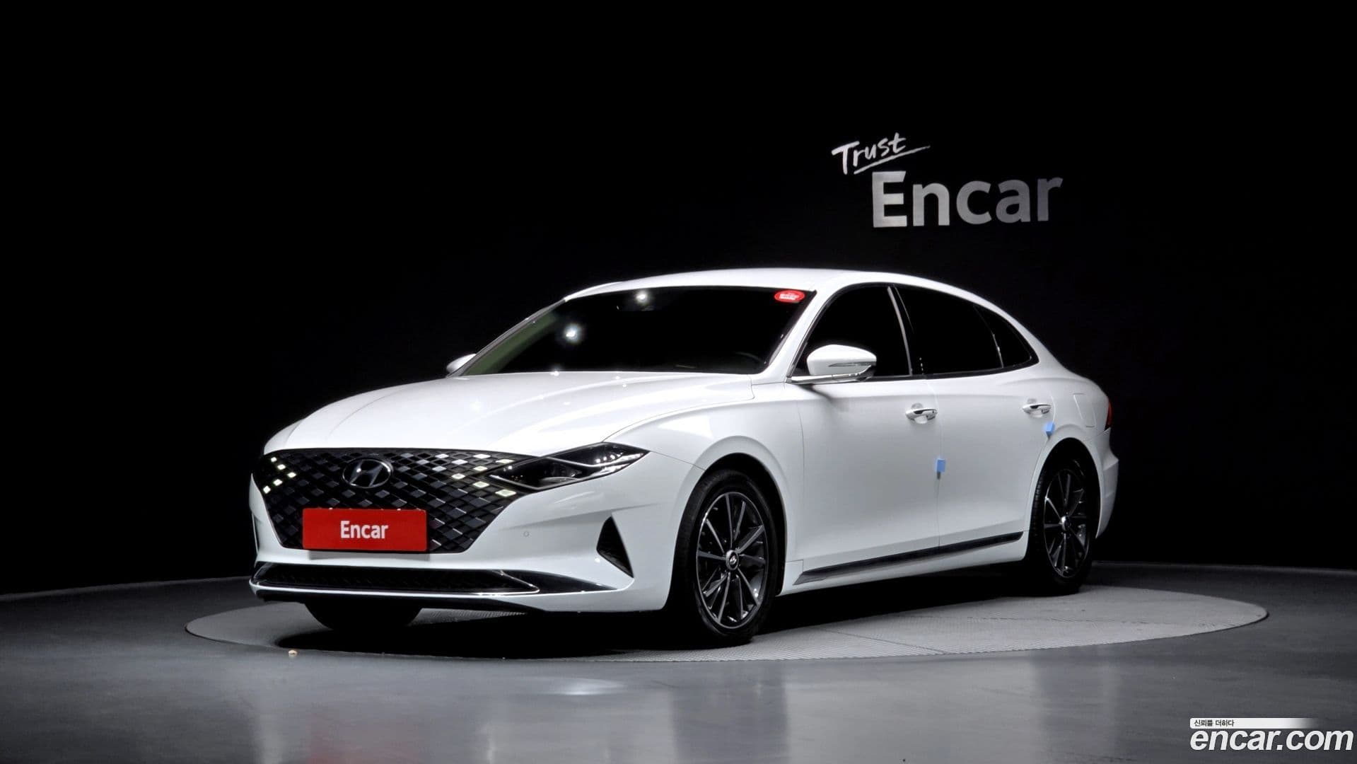 Main__Slider__Photo:Grandeur Hyundai 2021.5-0