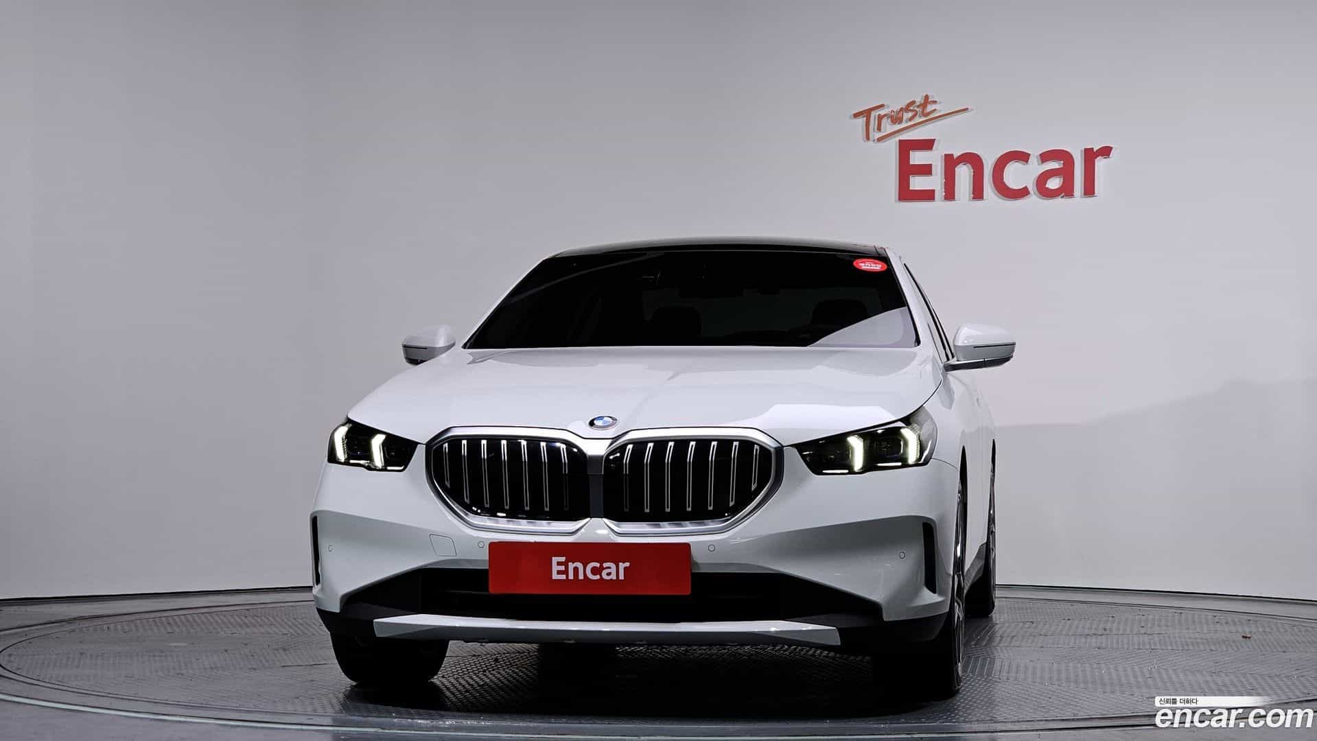 5-Series BMW 2025.10-OUTER-003