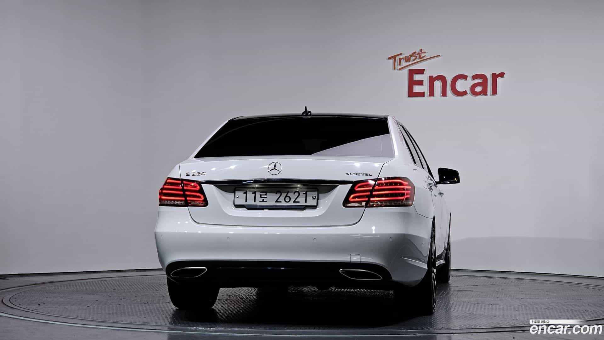 E-Class Mercedes-Benz 2015.4-OUTER-004