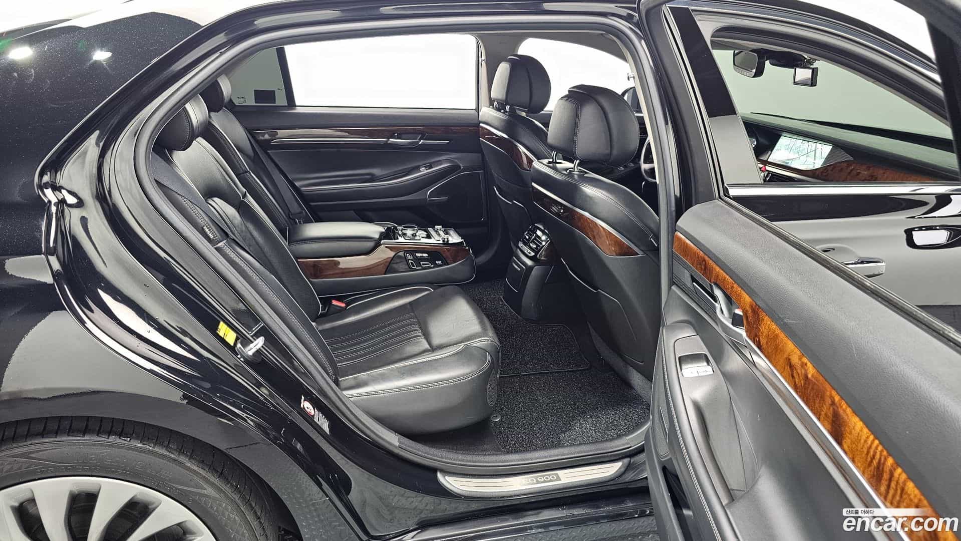 EQ900 Genesis 2016.0-OPTION-015