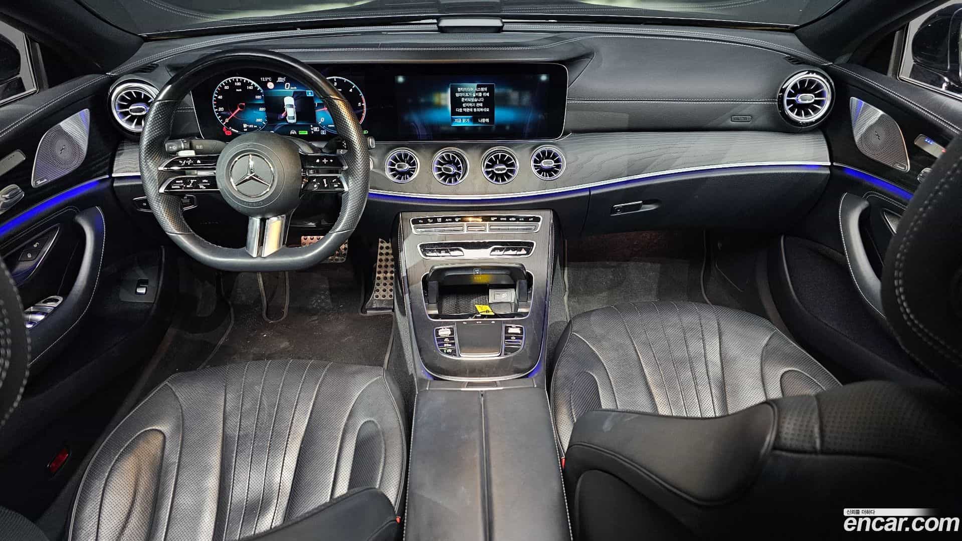 CLS-Class Mercedes-Benz 2022.4-INNER-007