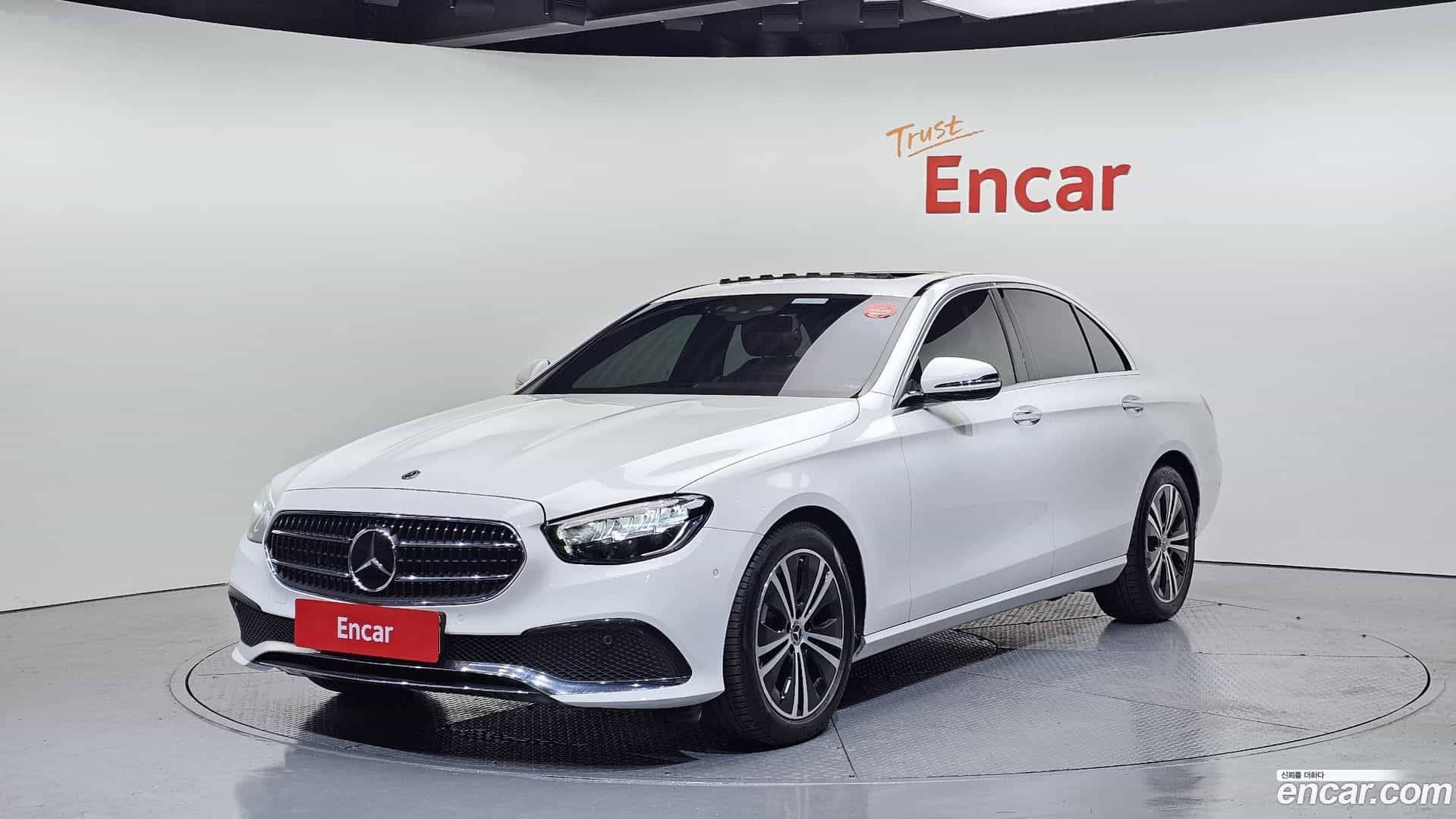 E-Class Mercedes-Benz 2021.1-OUTER-001