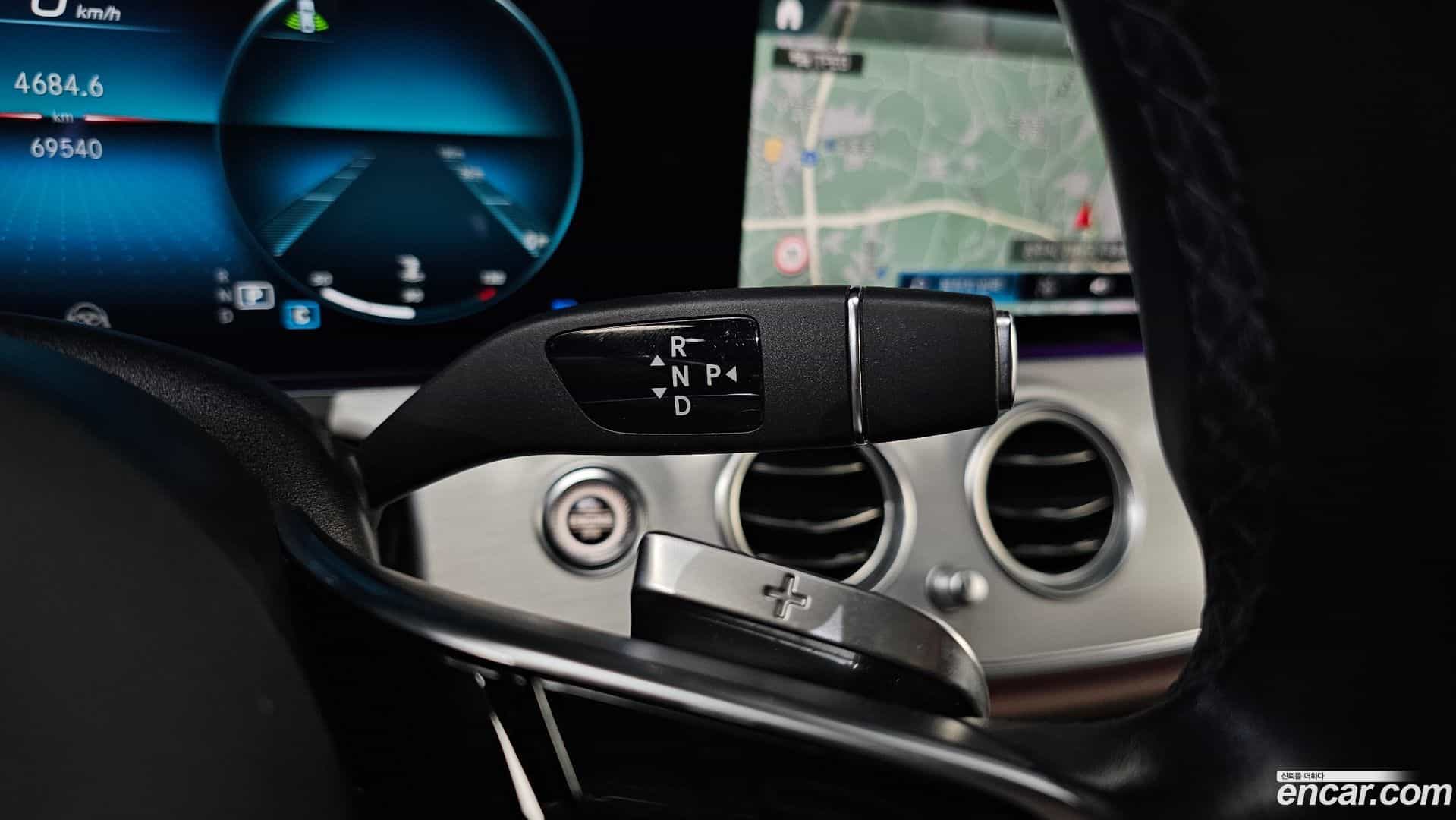 E-Class Mercedes-Benz 2021.1-INNER-009