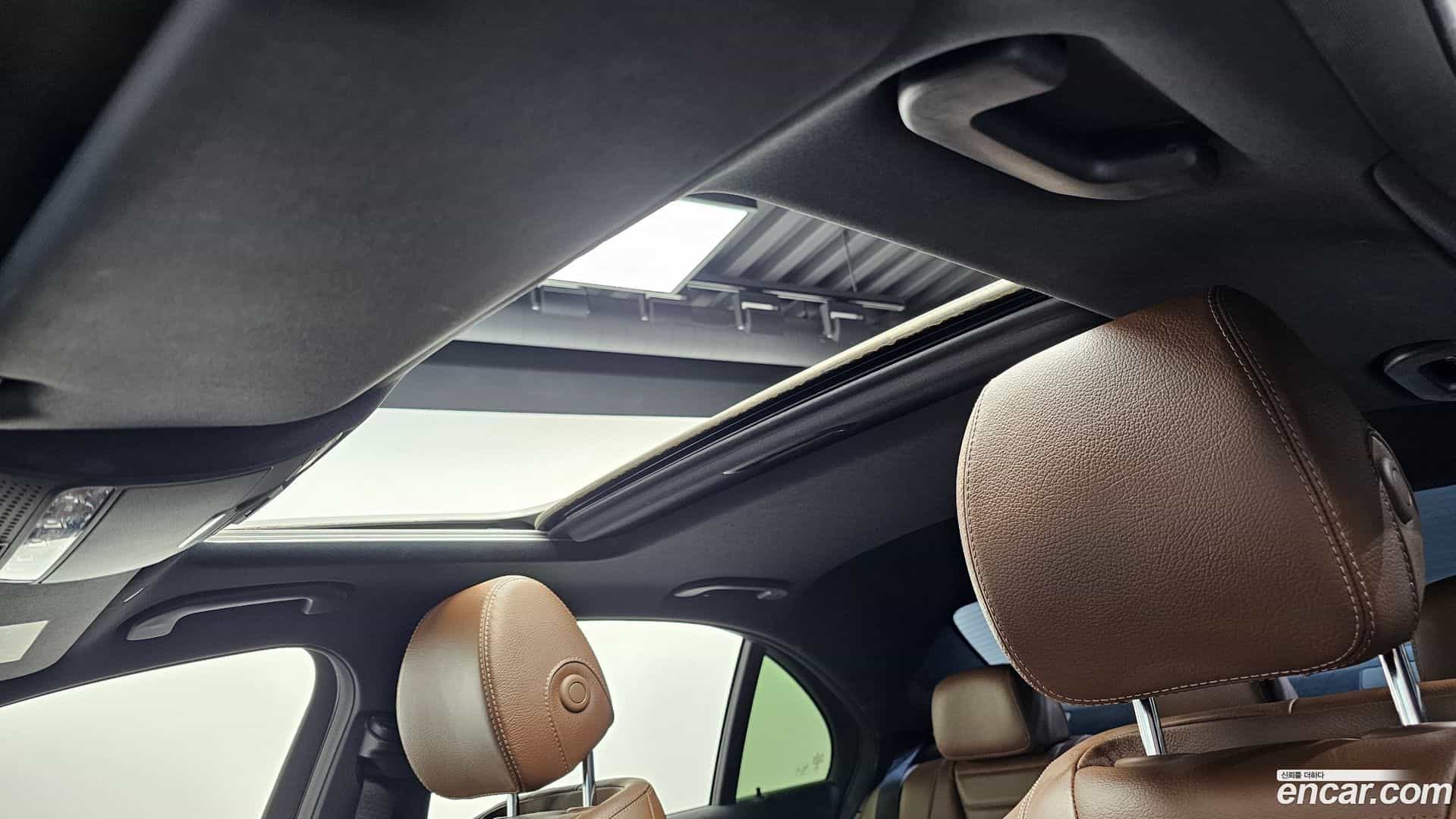 E-Class Mercedes-Benz 2021.1-OPTION-023