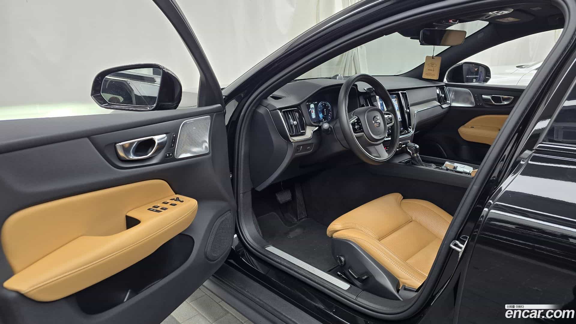 V60 Volvo 2020.0-INNER-010