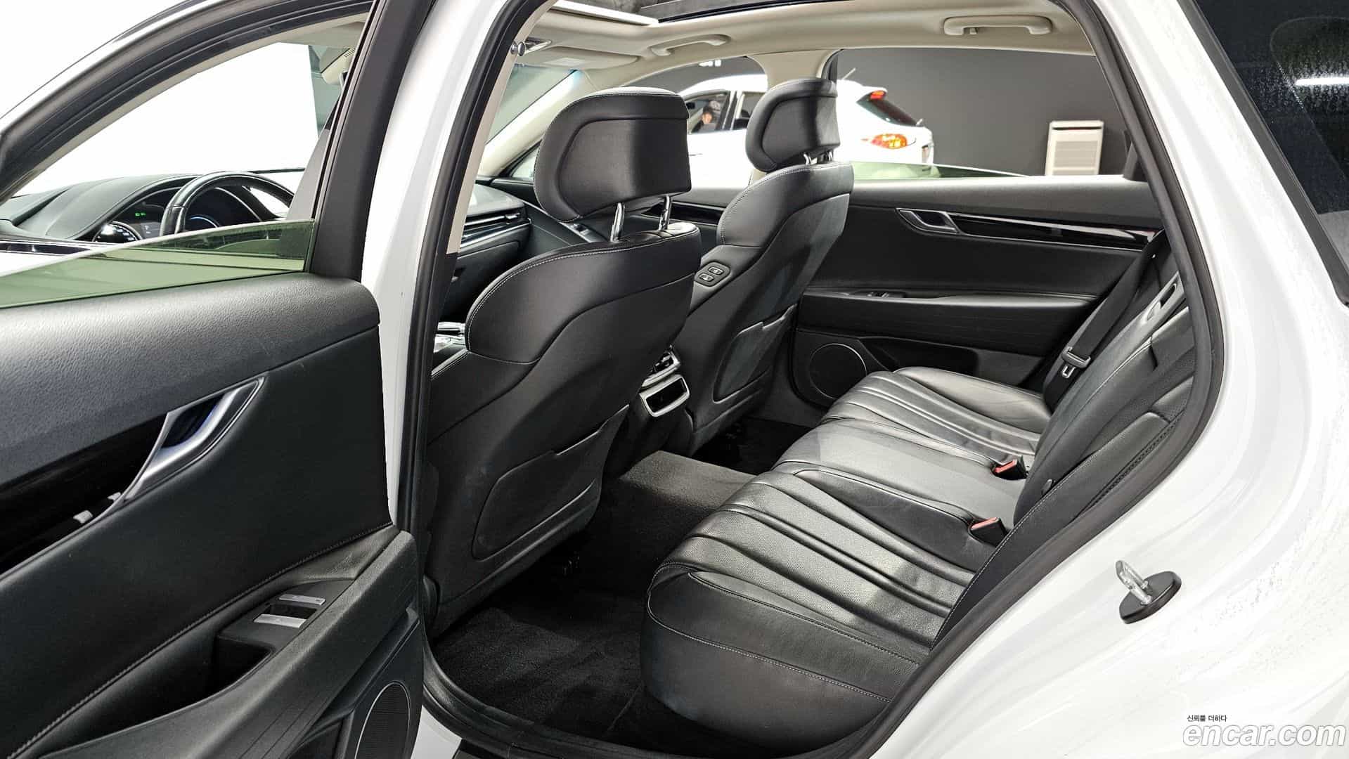 G80 Genesis 2020.11-INNER-010