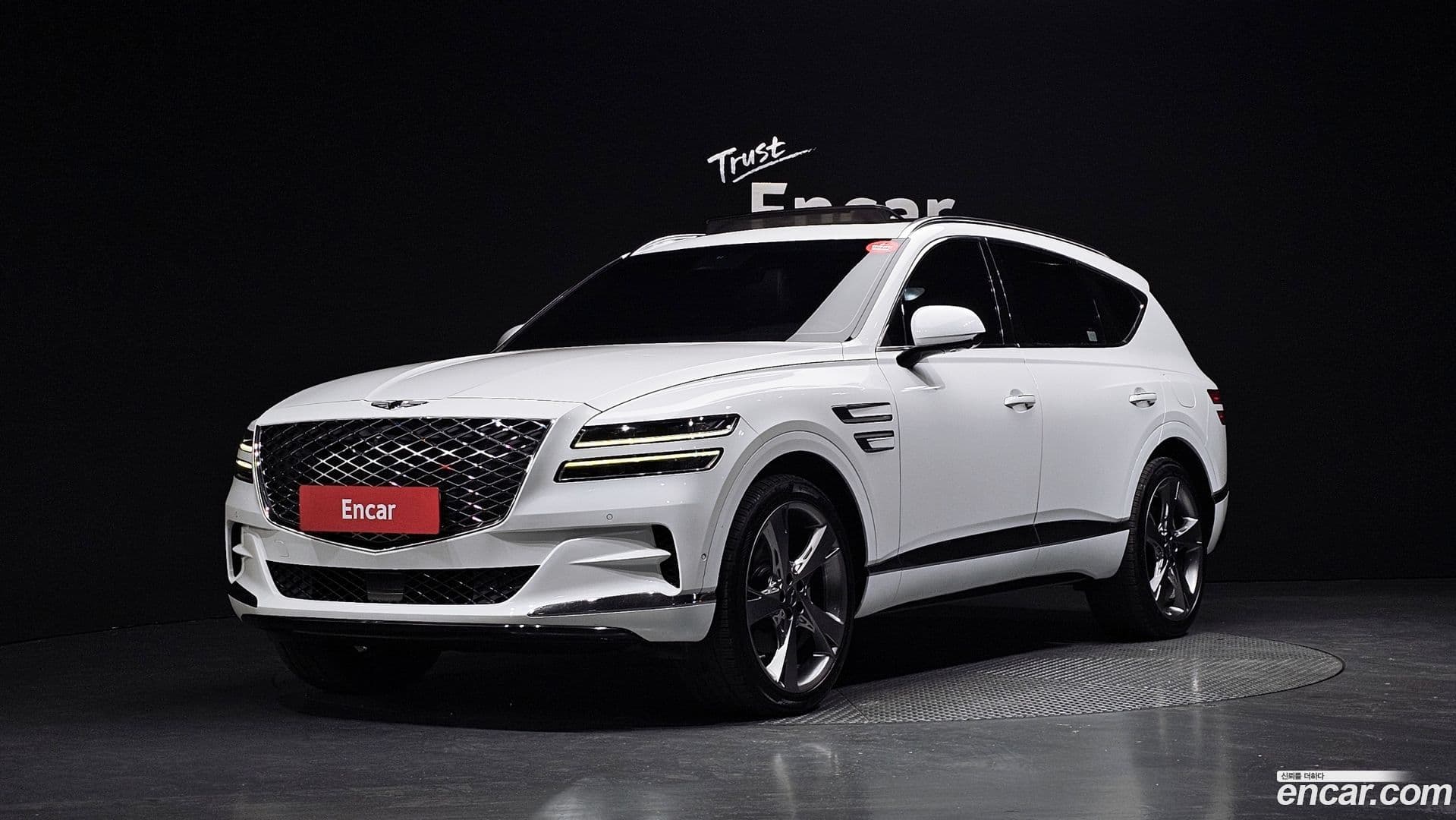 Main__Slider__Photo:GV80 Genesis 2020.1-0