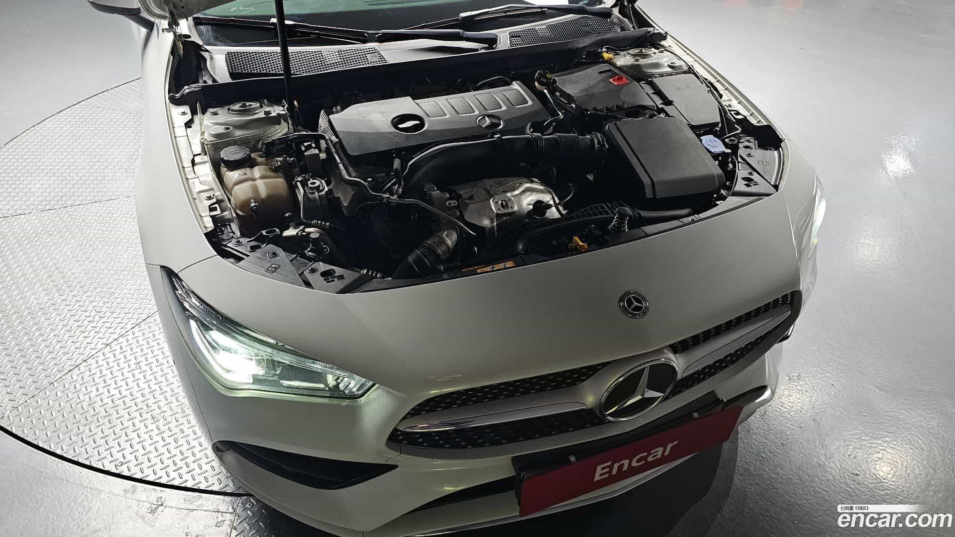 CLA-Class Mercedes-Benz 2020.7-INNER-006