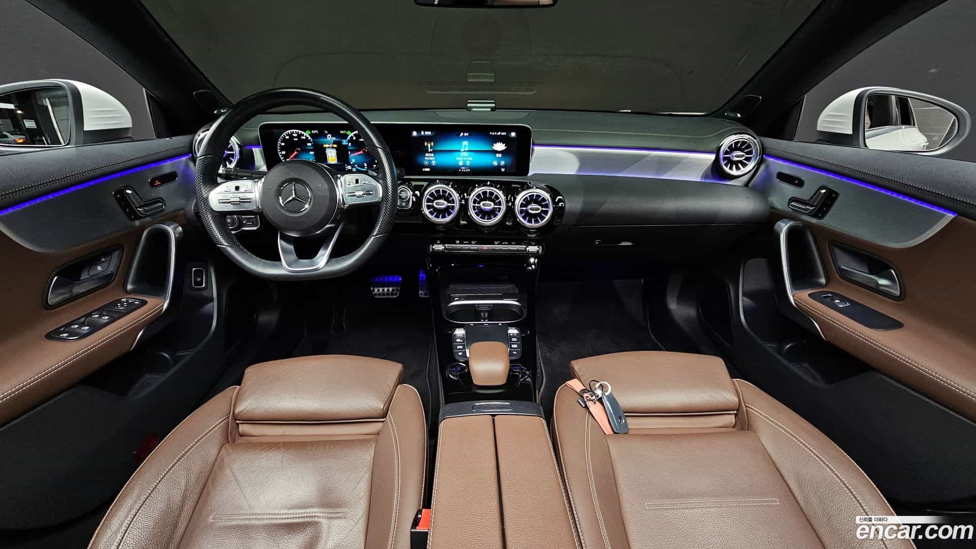 CLA-Class Mercedes-Benz 2020.7-INNER-007