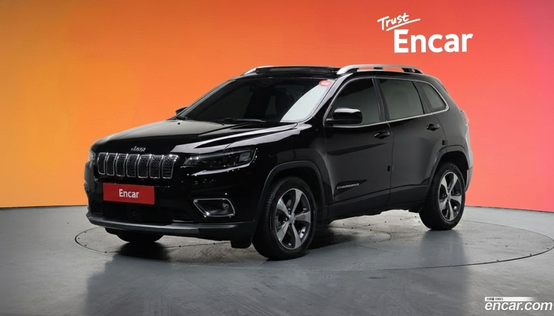 Main__Slider__Photo:Cherokee Jeep 2021.7-0