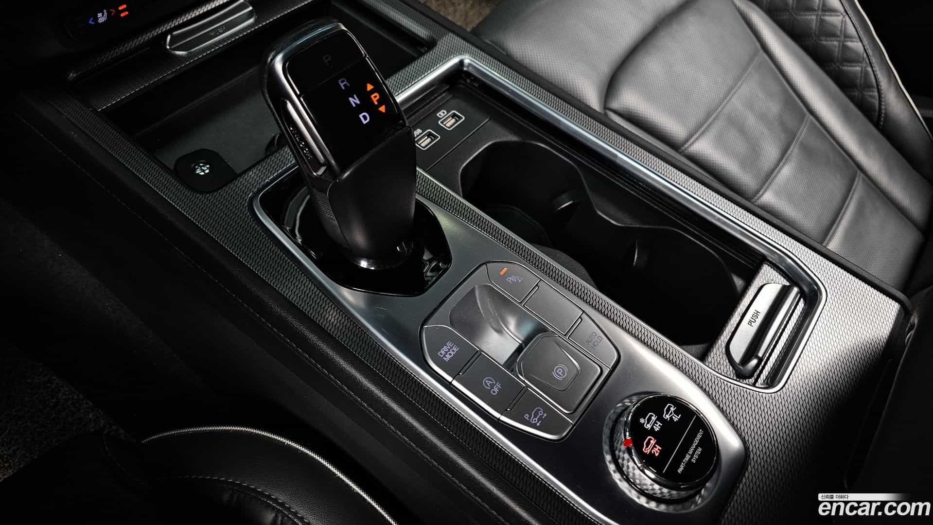 Rexton KG Mobility 2021.3-INNER-009