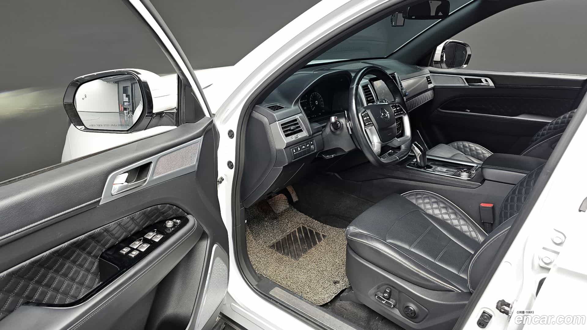 Rexton KG Mobility 2021.3-OPTION-016