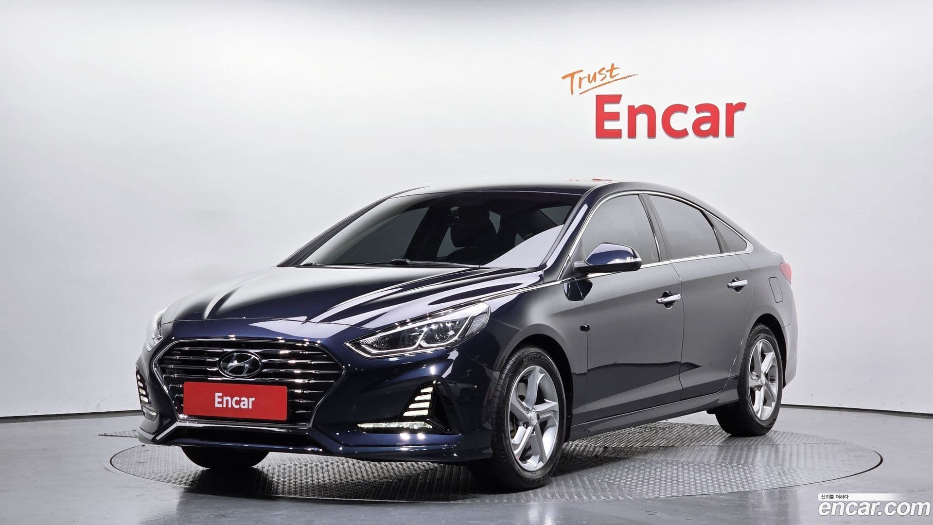 Main__Slider__Photo:Sonata Hyundai 2017.3-0
