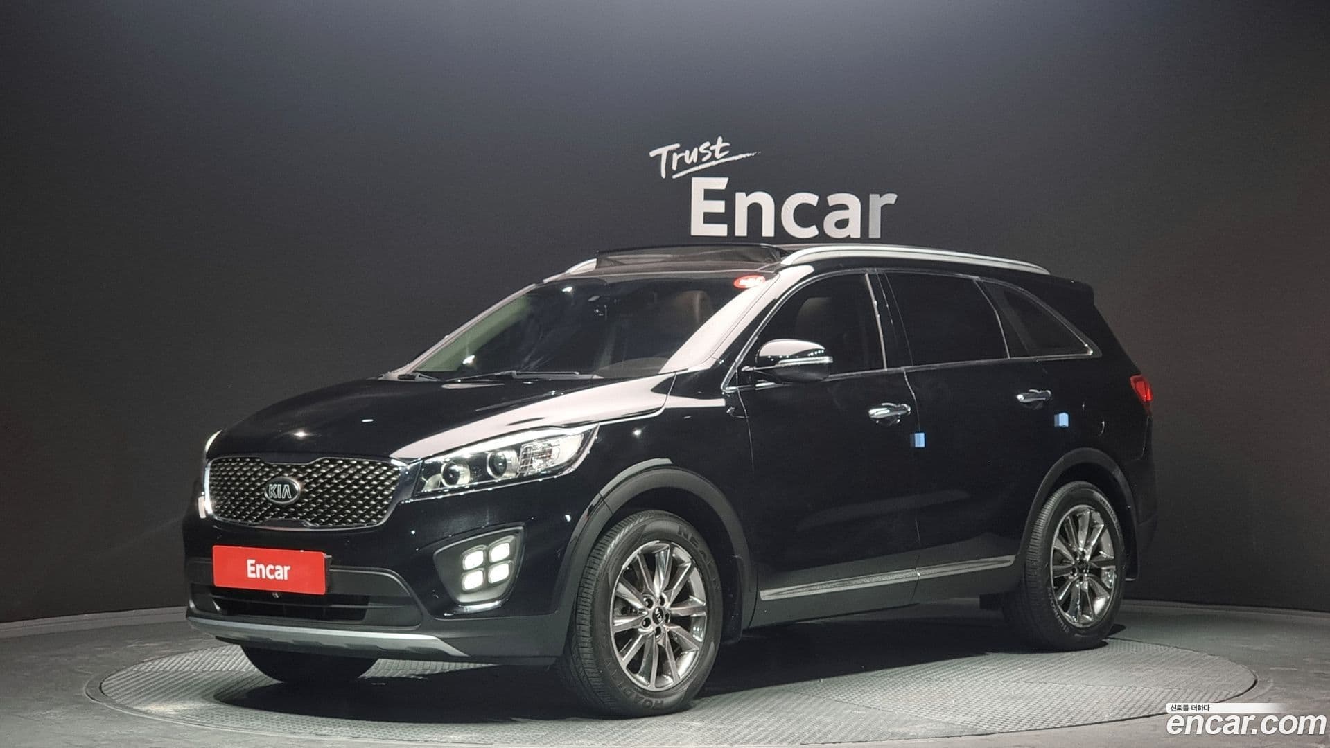 Main__Slider__Photo:Sorento Kia 2016.1-0