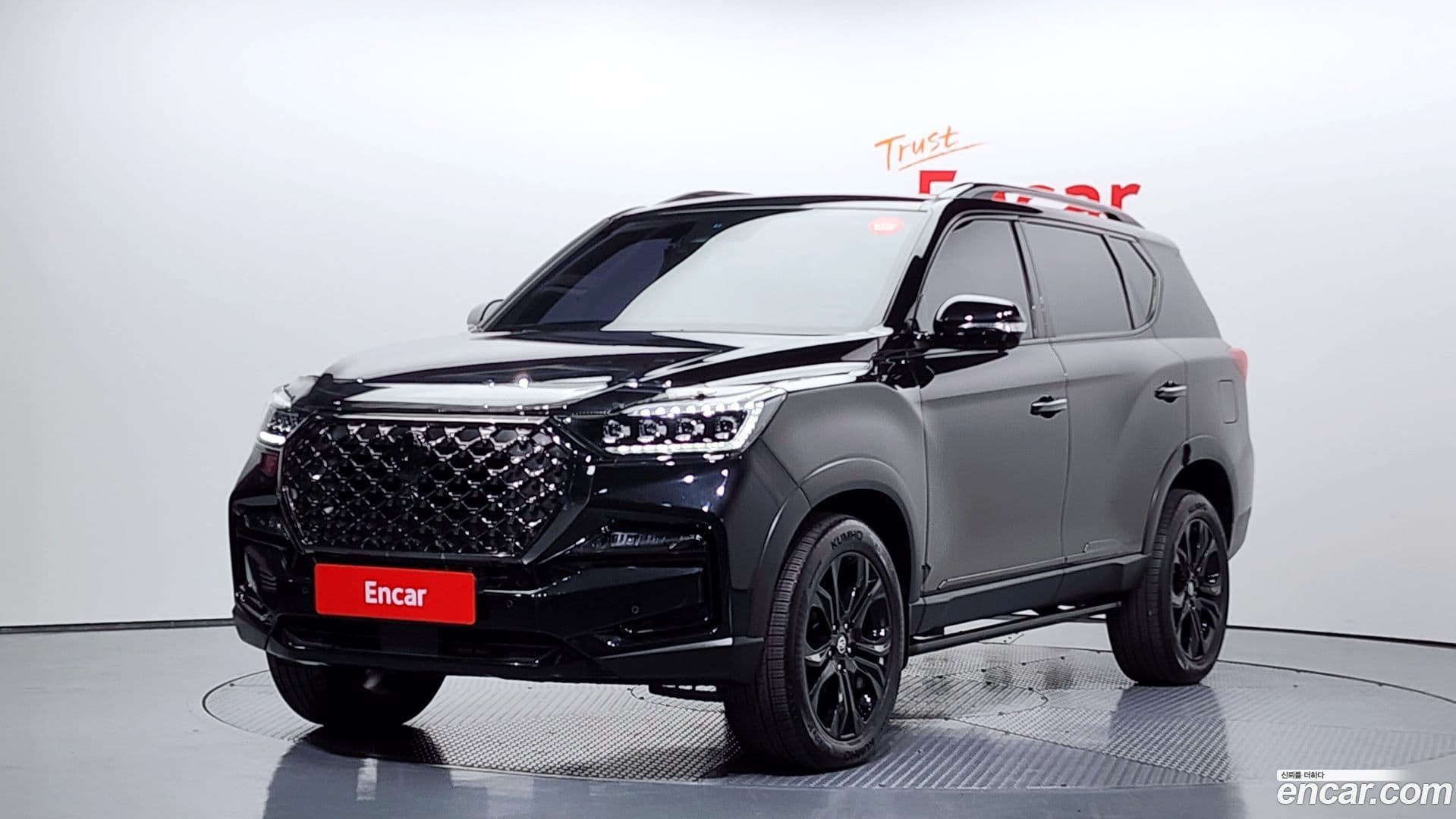 Main__Slider__Photo:Rexton KG Mobility 2021.1-0