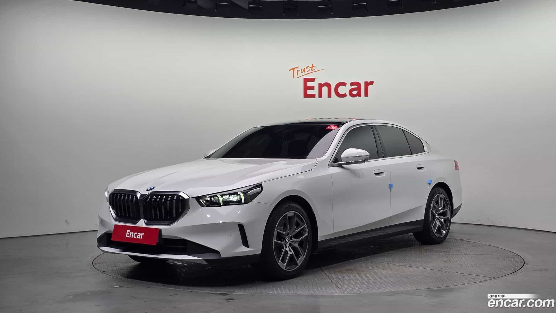 5-Series BMW 2023.10-OUTER-001