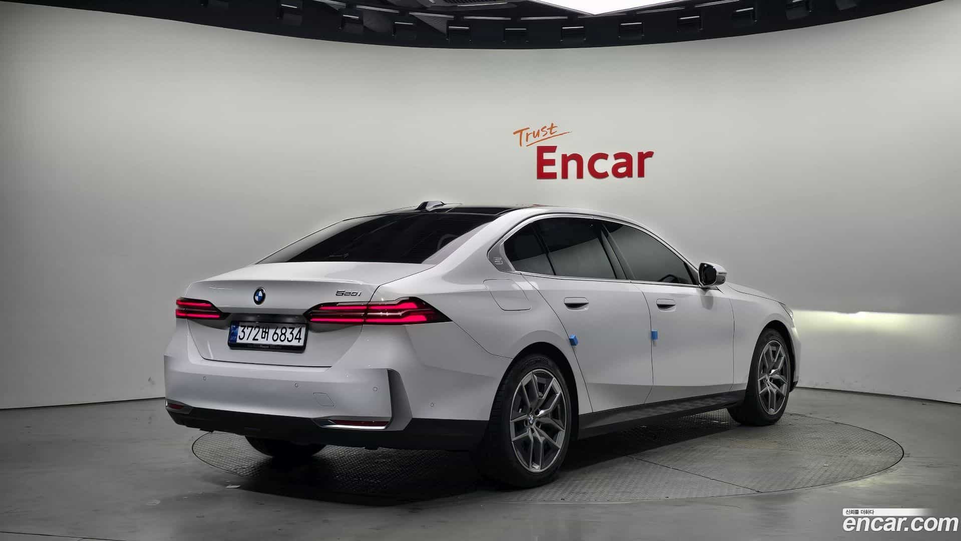 5-Series BMW 2023.10-OUTER-002